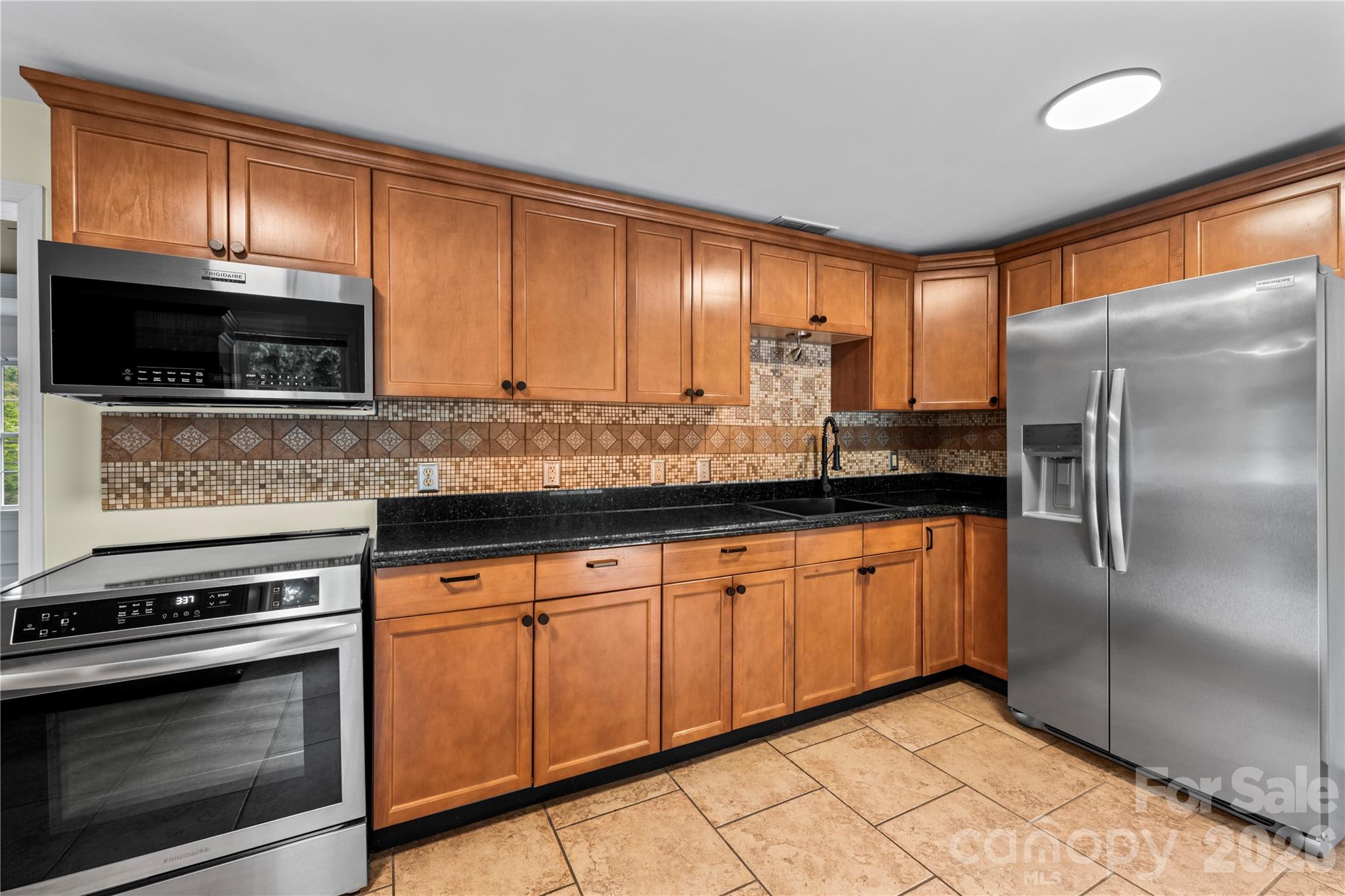 589 Sand Hill Road Property Photo 11