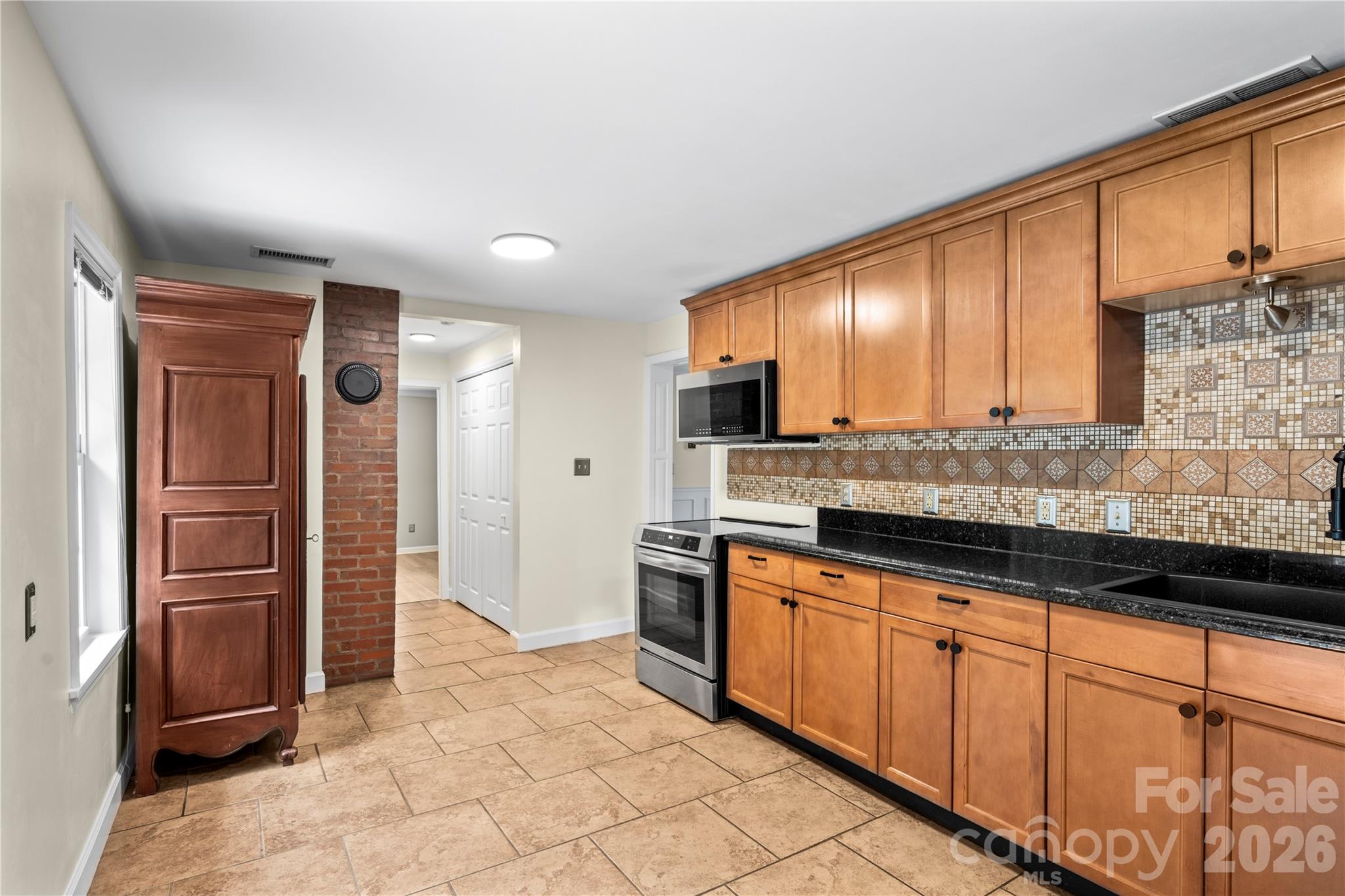 589 Sand Hill Road Property Photo 13