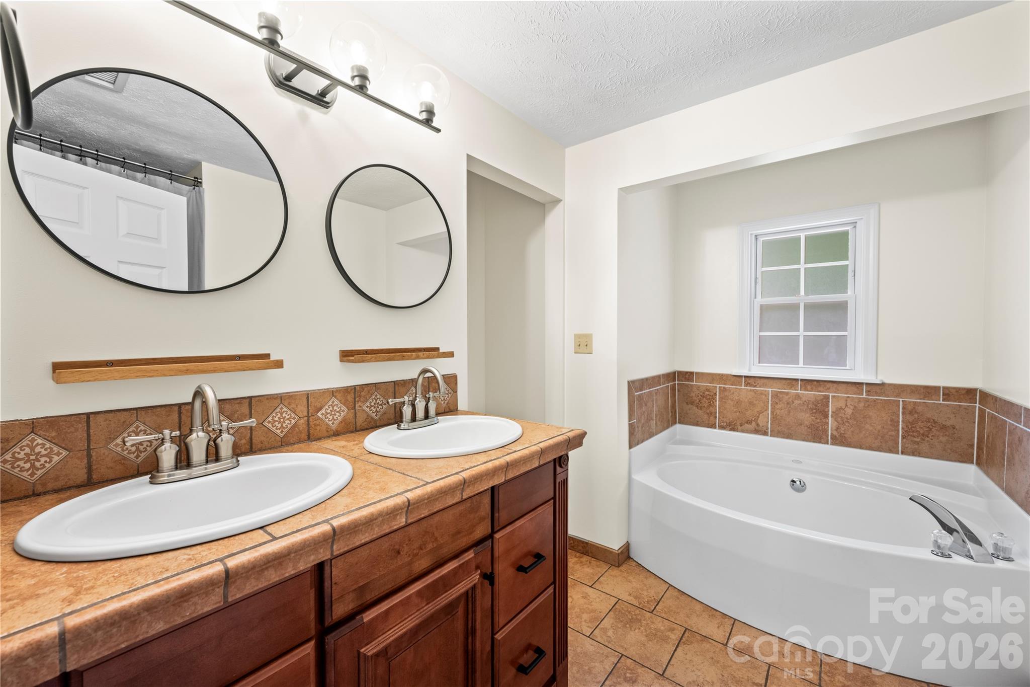 589 Sand Hill Road Property Photo 17