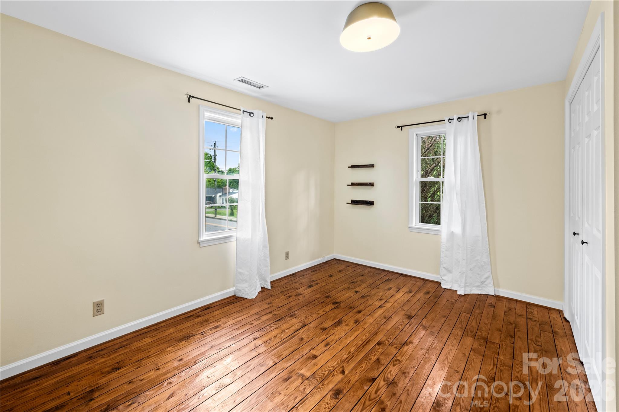 589 Sand Hill Road Property Photo 18