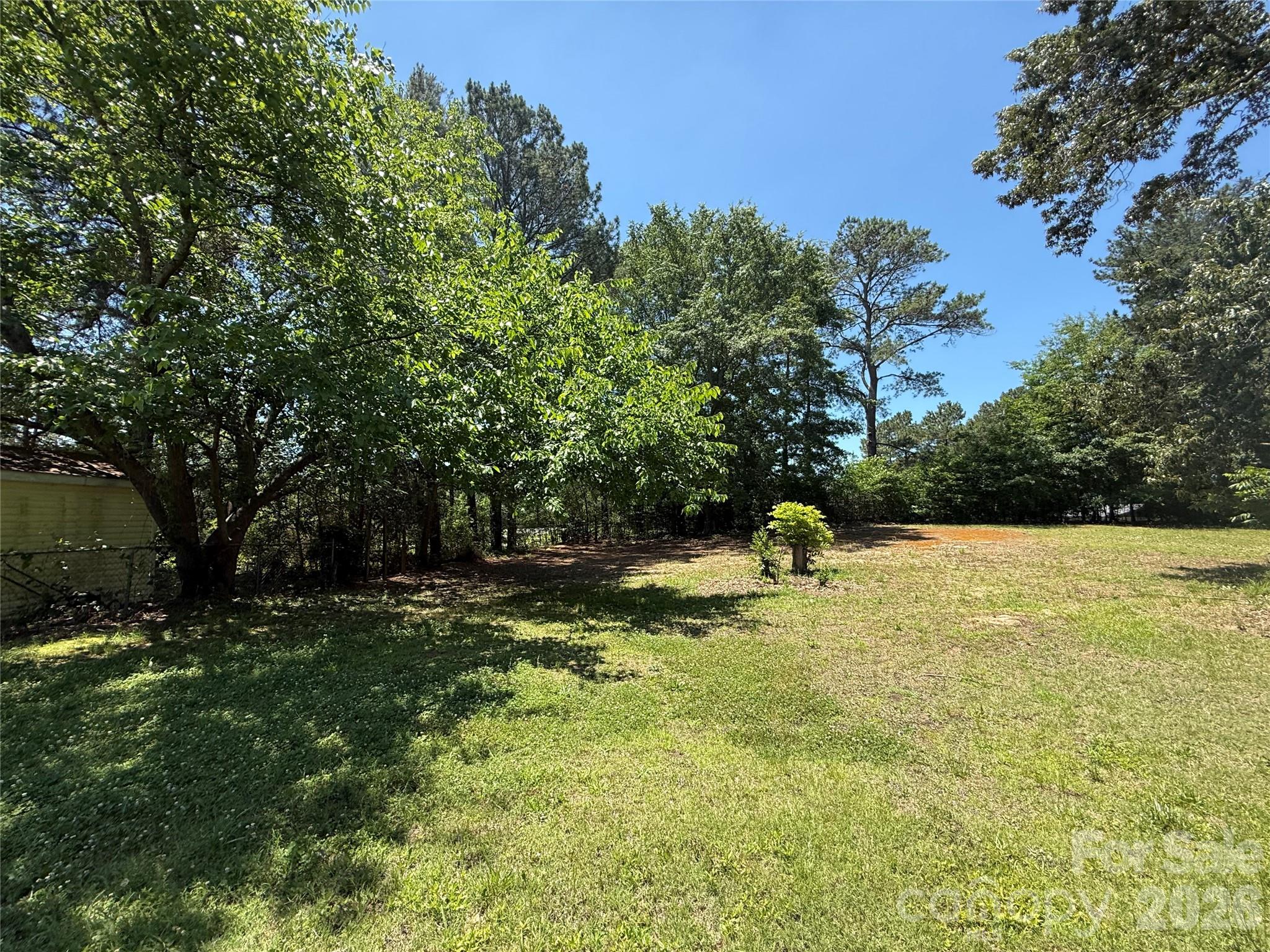 652 Cherry Street Property Photo 6