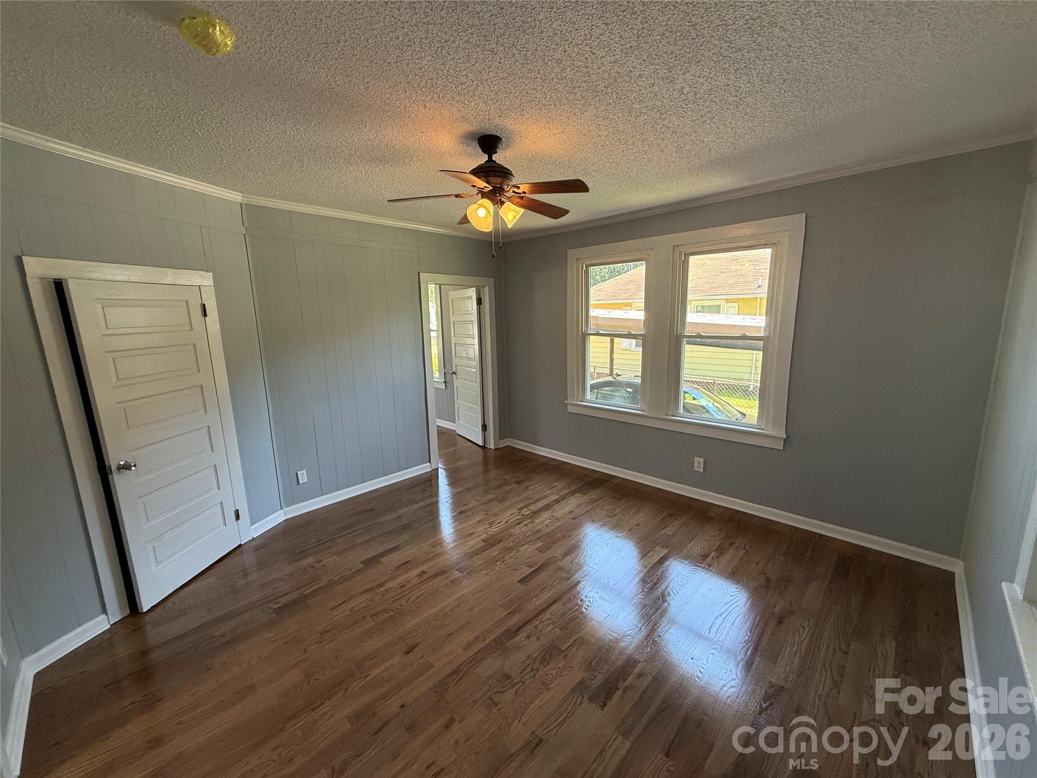 652 Cherry Street Property Photo 12