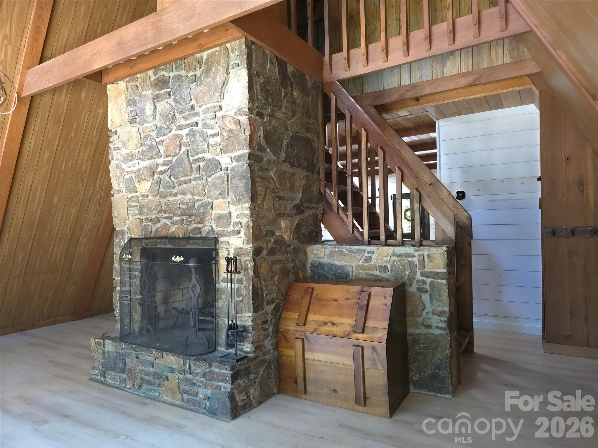 826 Shumont Road Property Photo 14