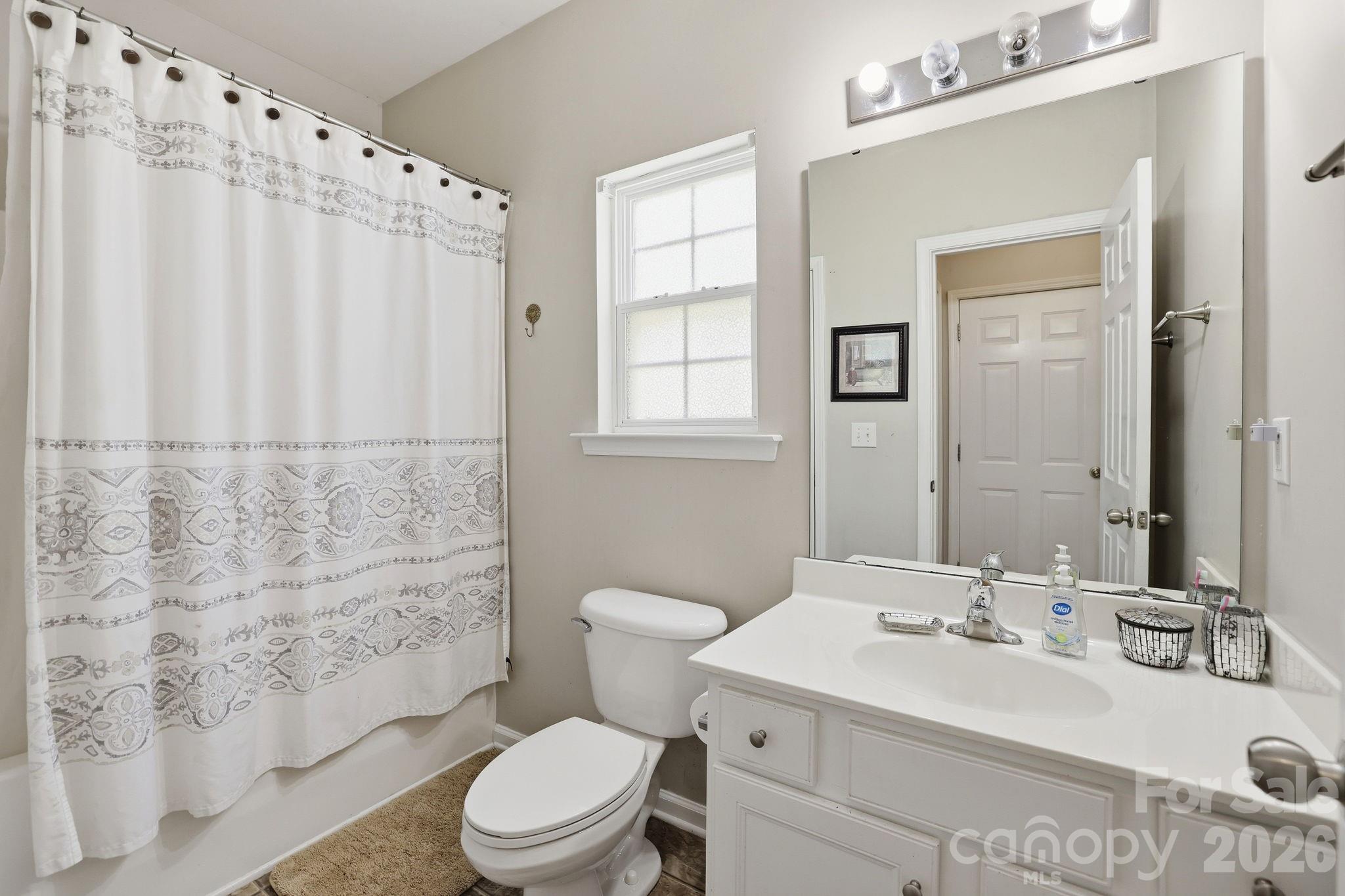 5058 Timber Falls Drive Property Photo 9