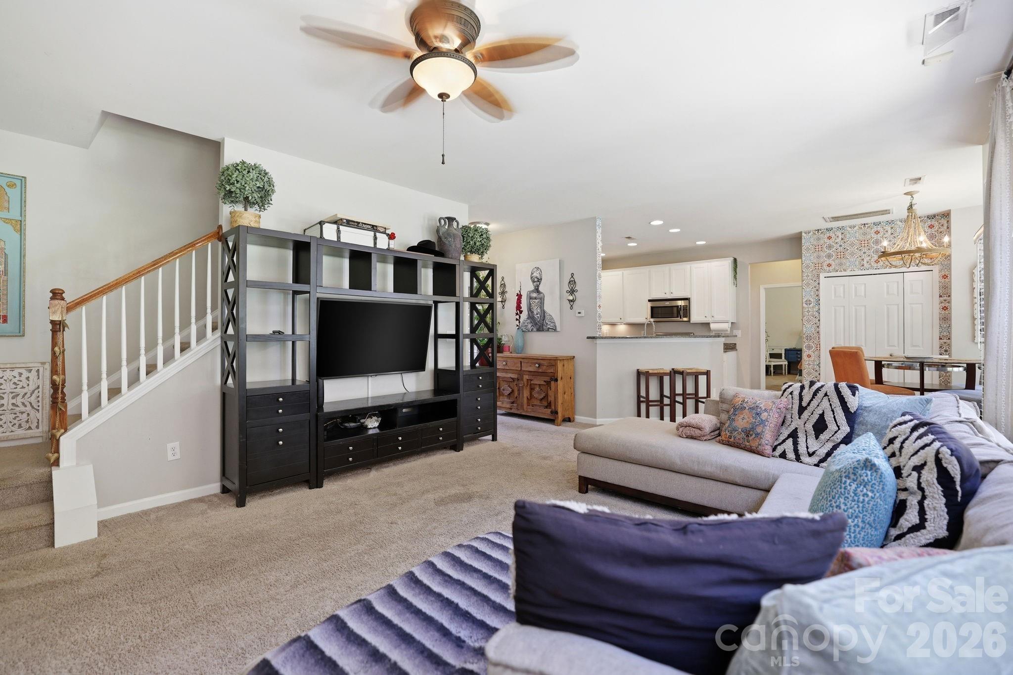 5058 Timber Falls Drive Property Photo 16