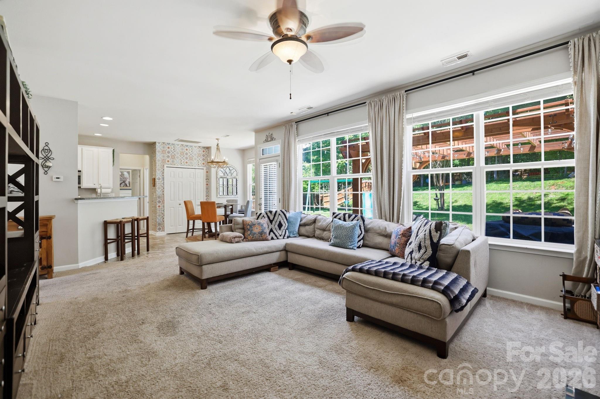 5058 Timber Falls Drive Property Photo 17