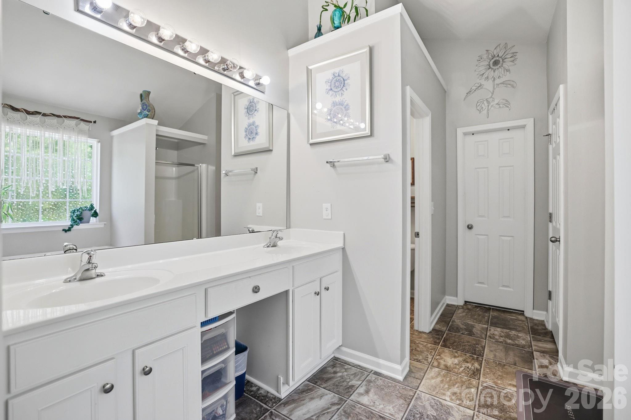 5058 Timber Falls Drive Property Photo 23