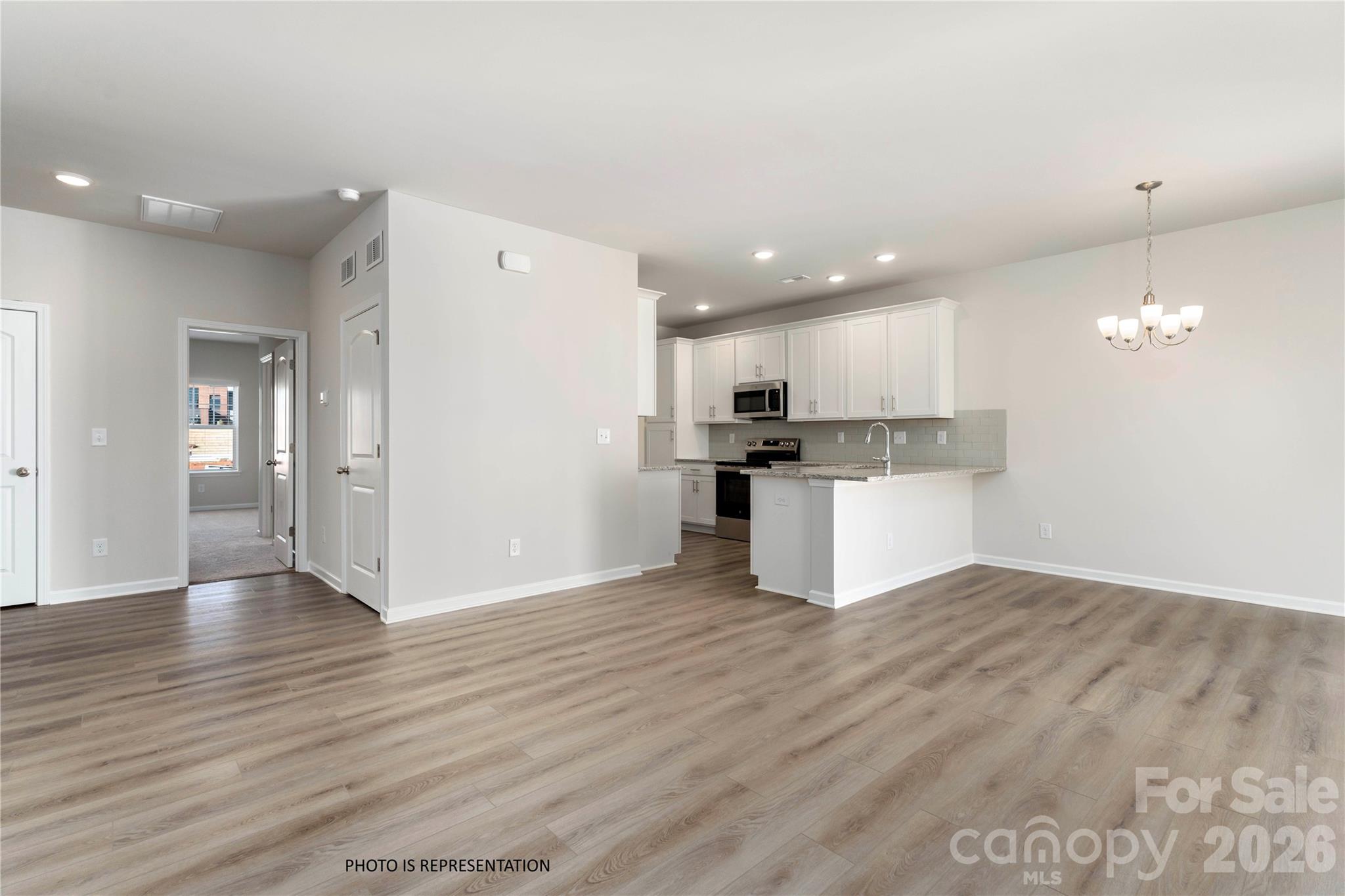 5100 Tommy Lane 605 Property Photo 2