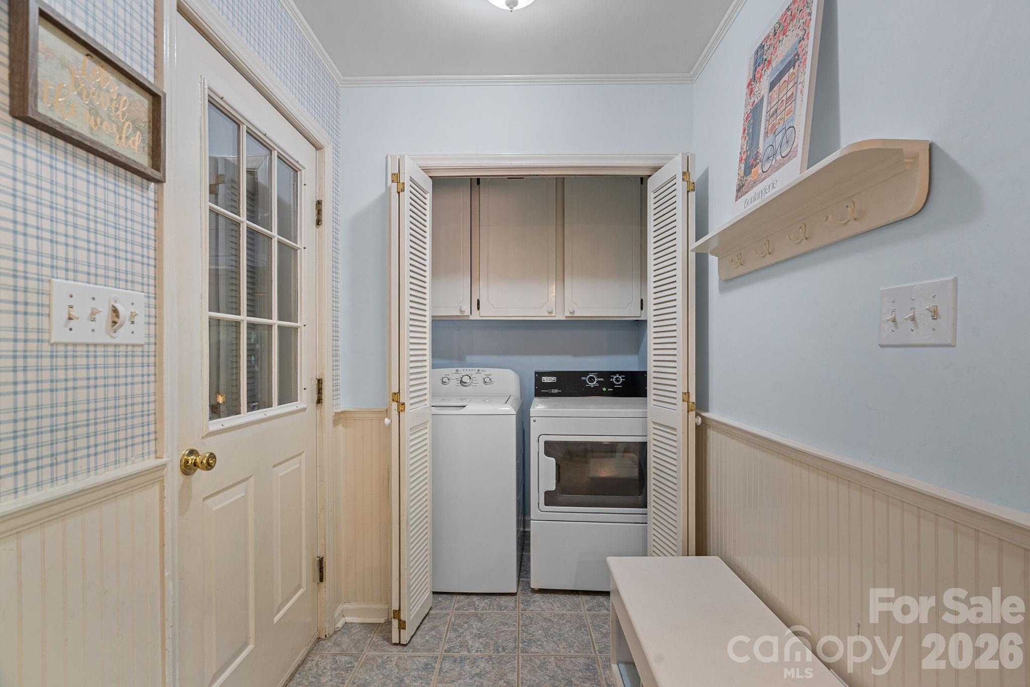 2099 Rock Springs Circle Property Photo 12