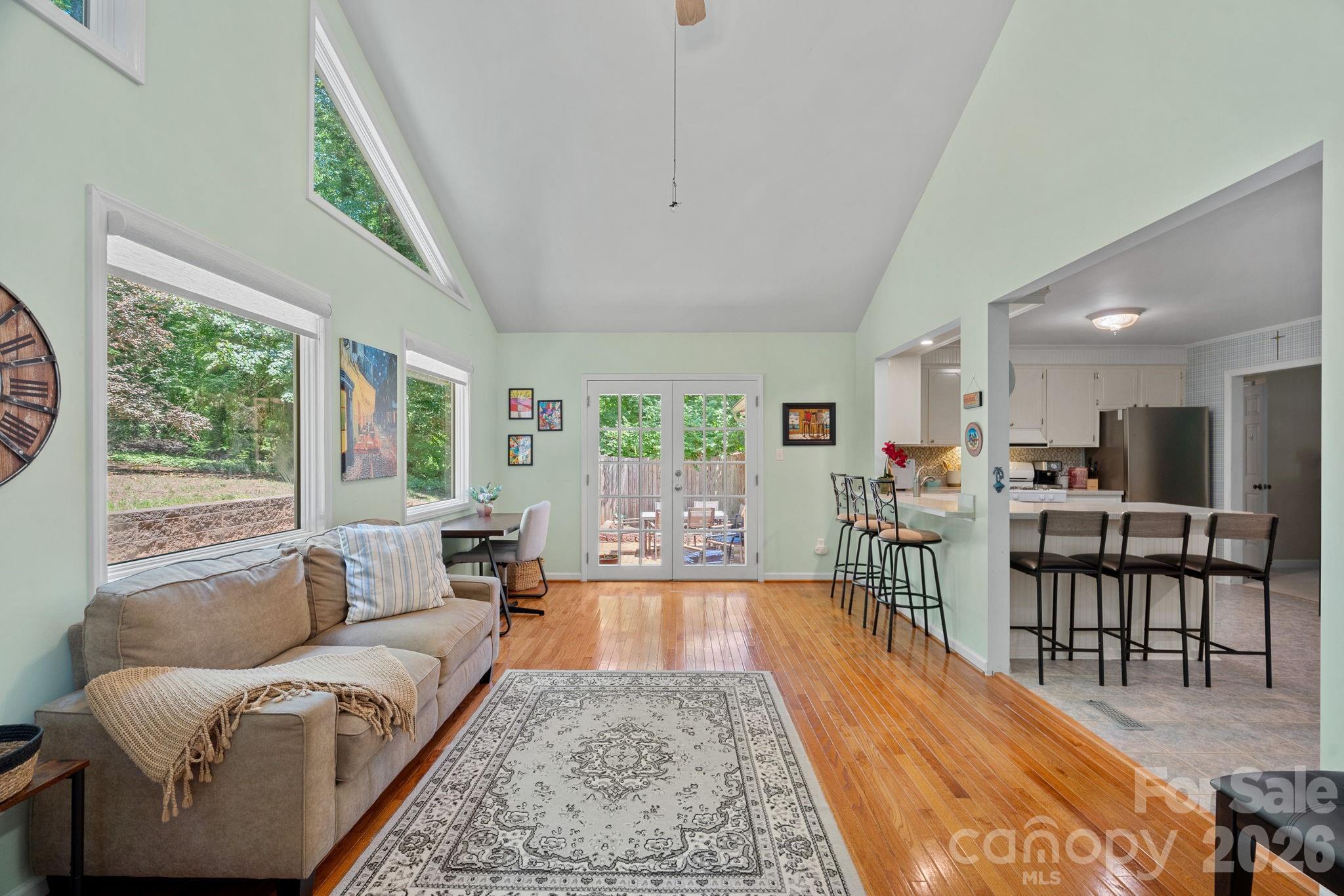 2099 Rock Springs Circle Property Photo 17