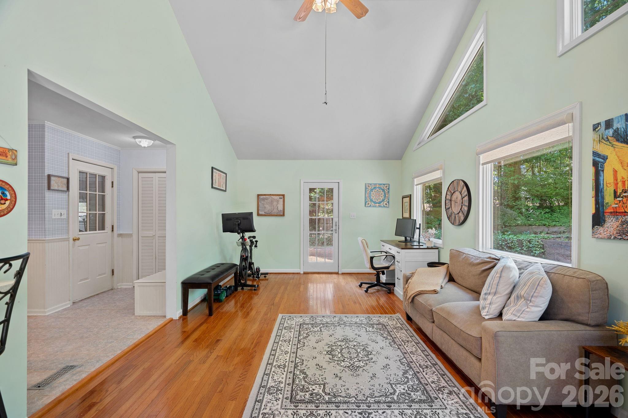 2099 Rock Springs Circle Property Photo 19