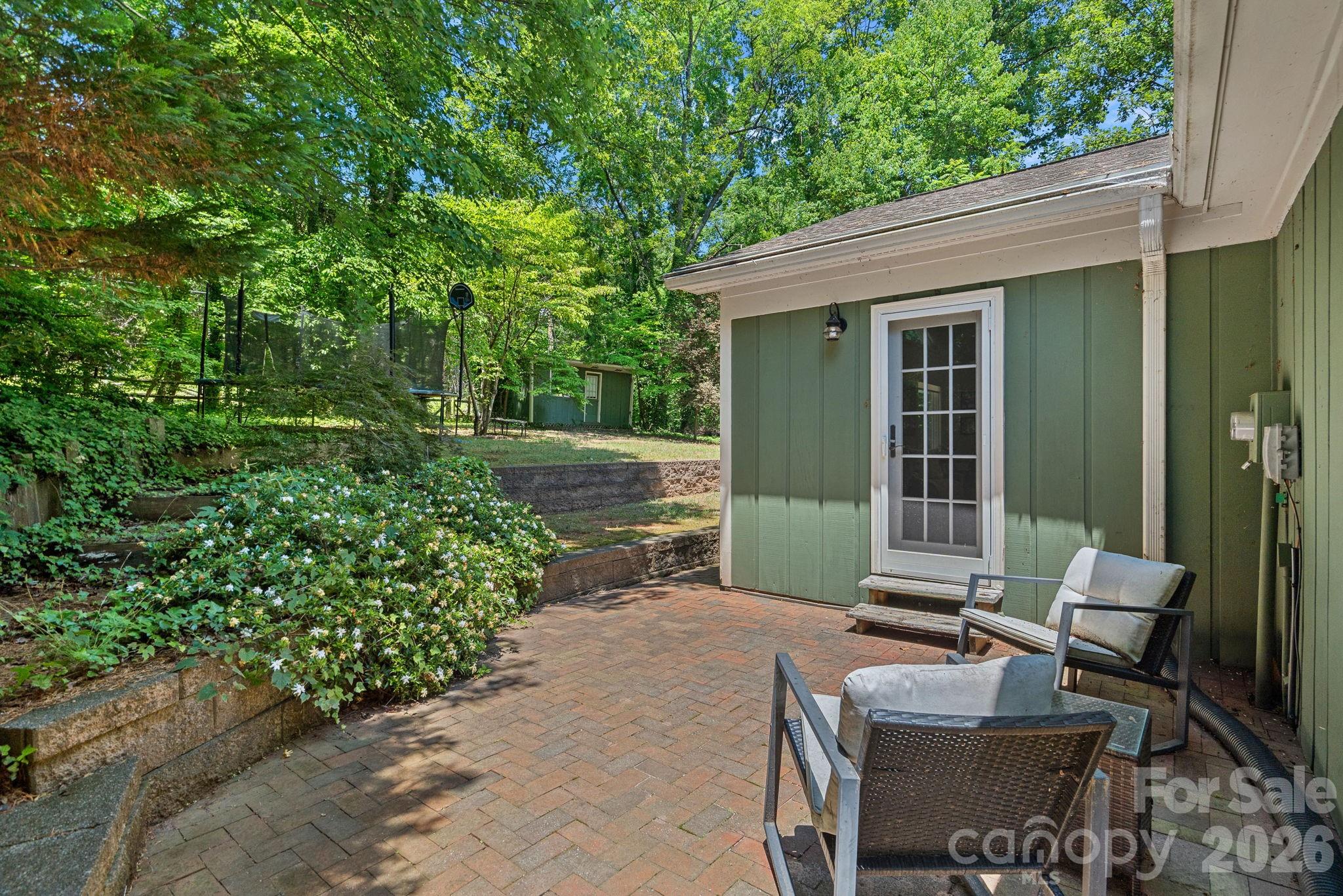 2099 Rock Springs Circle Property Photo 25