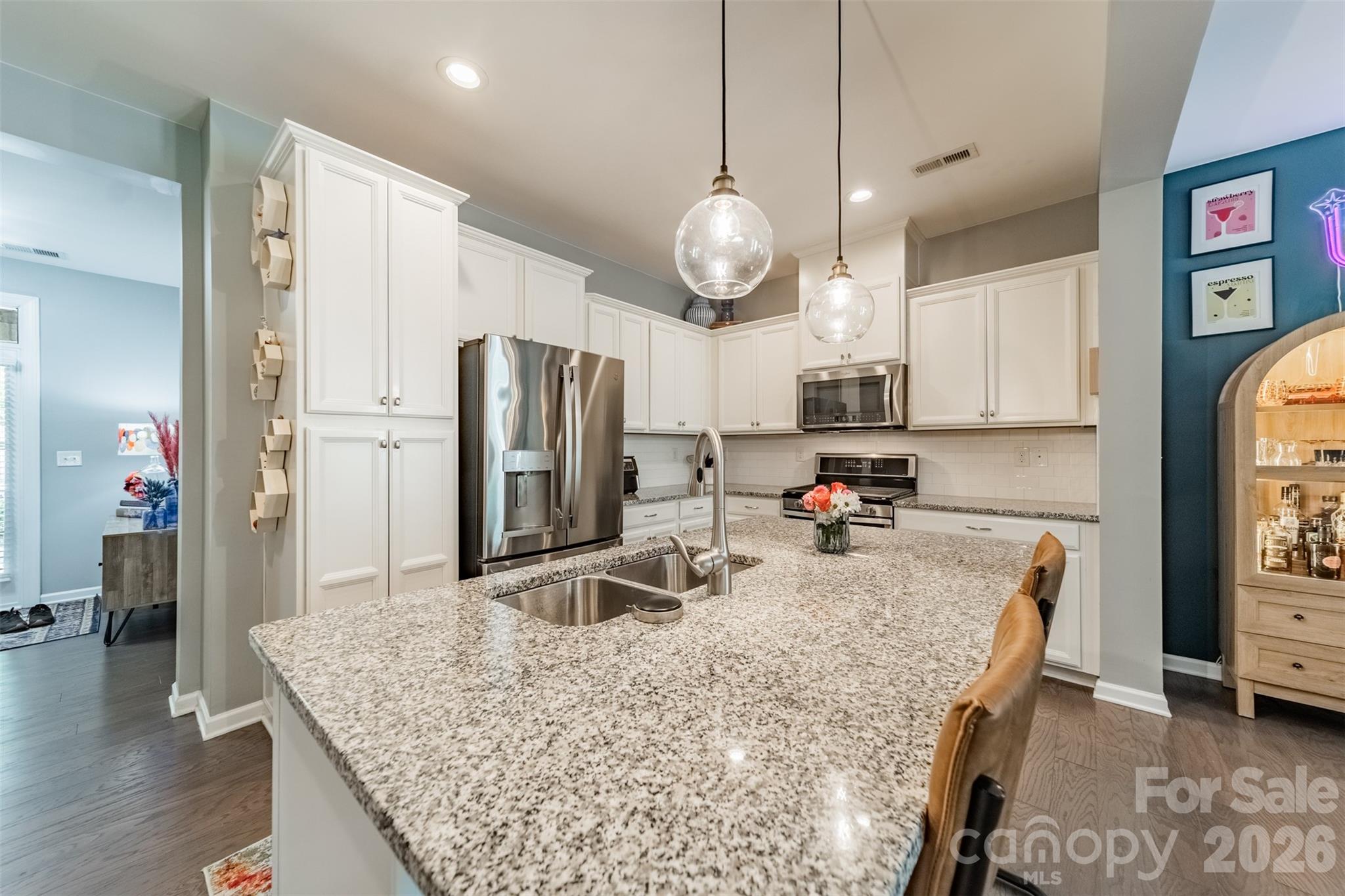 5636 Stonewells Drive Property Photo 6