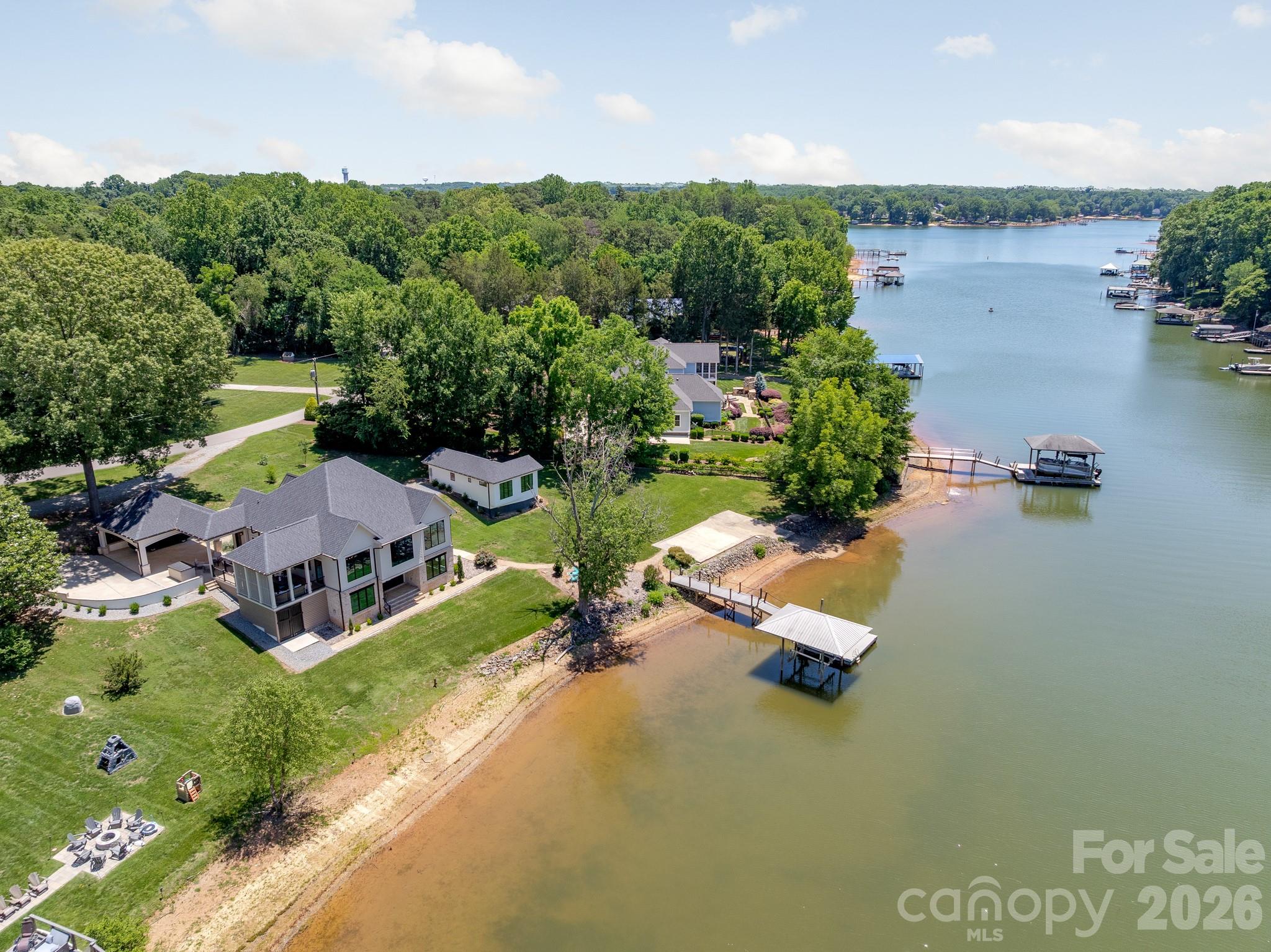 445 Sundown Road Property Photo 2