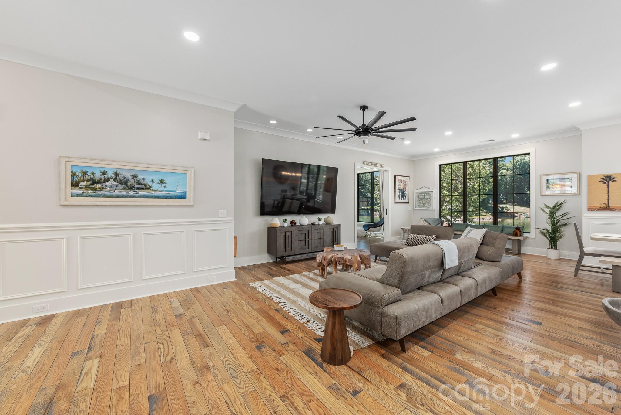 445 Sundown Road Property Photo 7