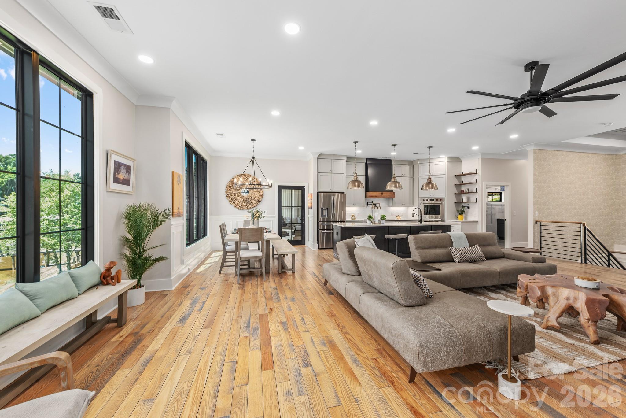 445 Sundown Road Property Photo 10