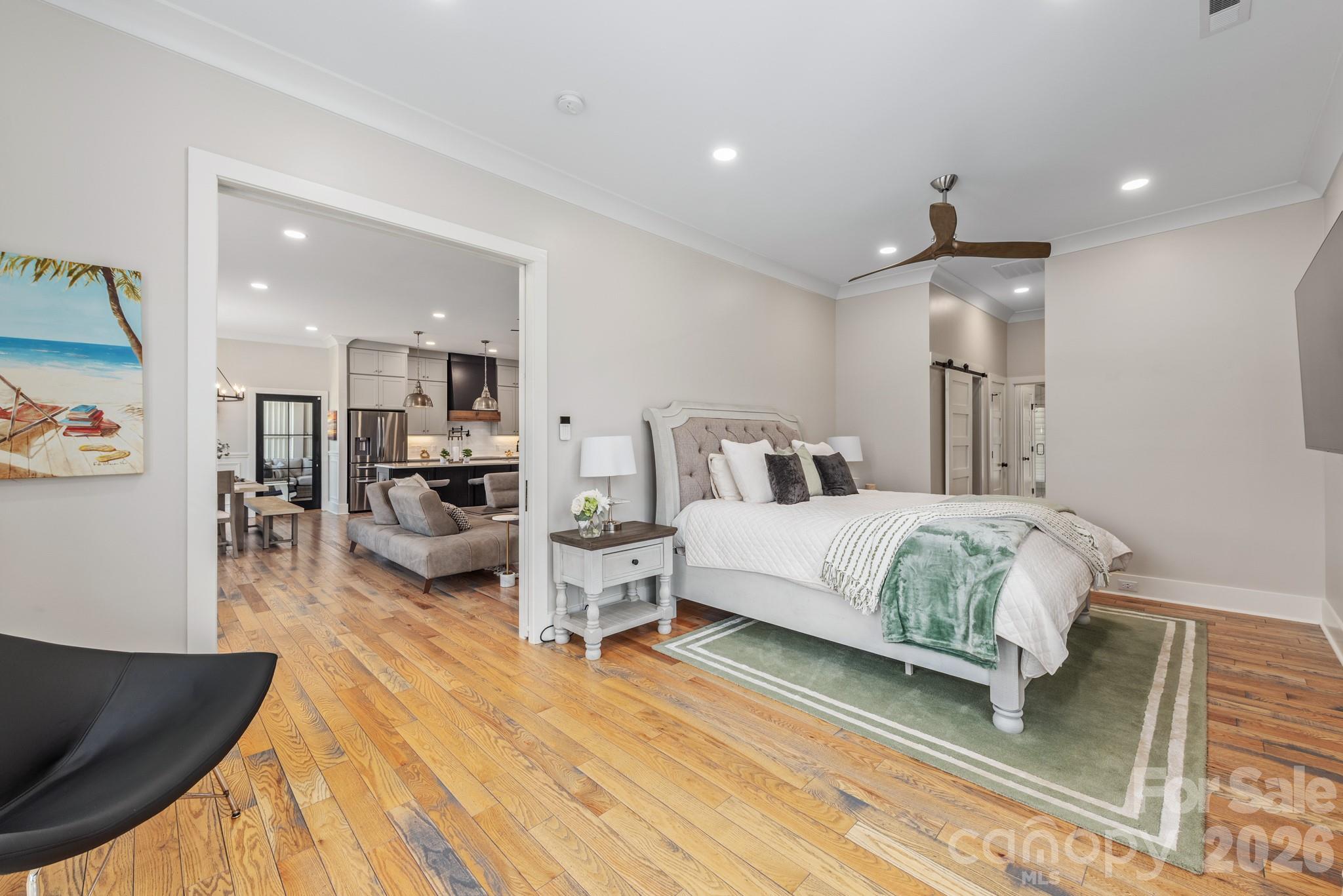 445 Sundown Road Property Photo 11