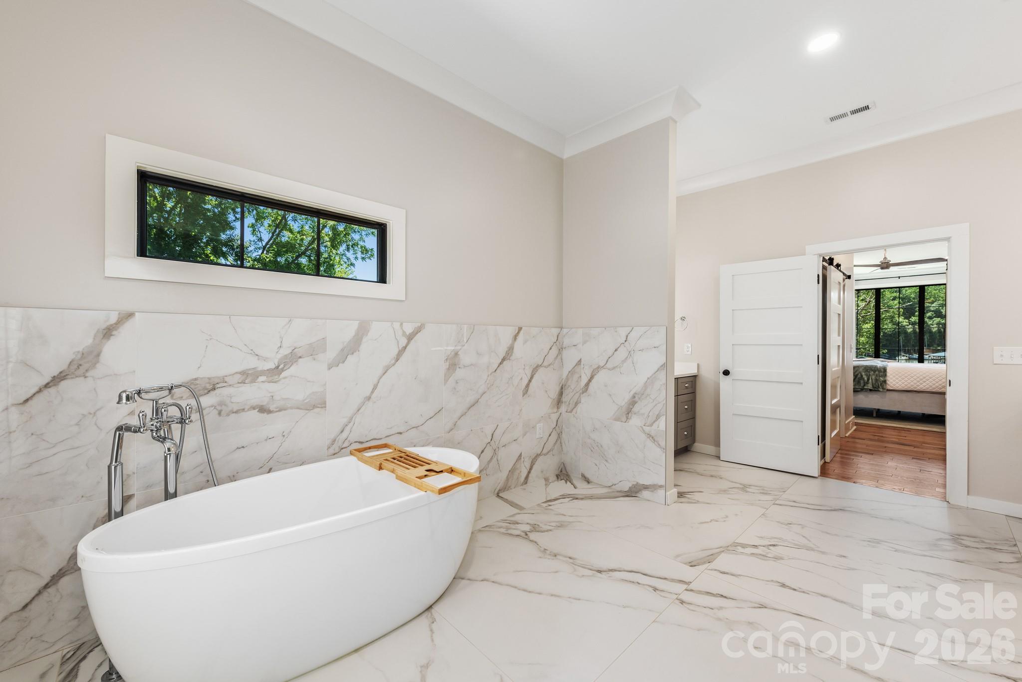 445 Sundown Road Property Photo 16