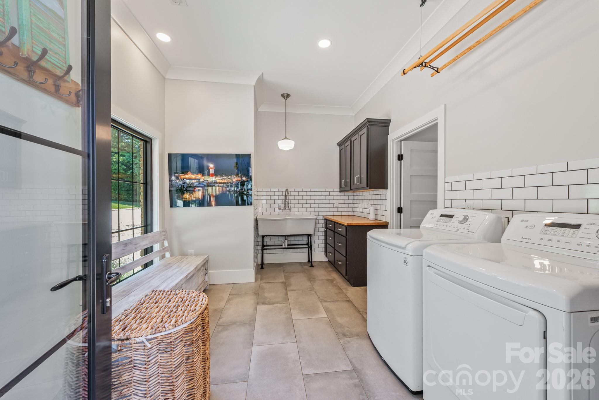 445 Sundown Road Property Photo 19