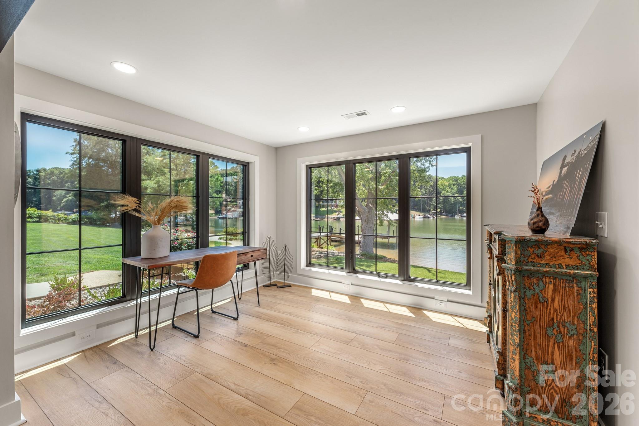 445 Sundown Road Property Photo 27