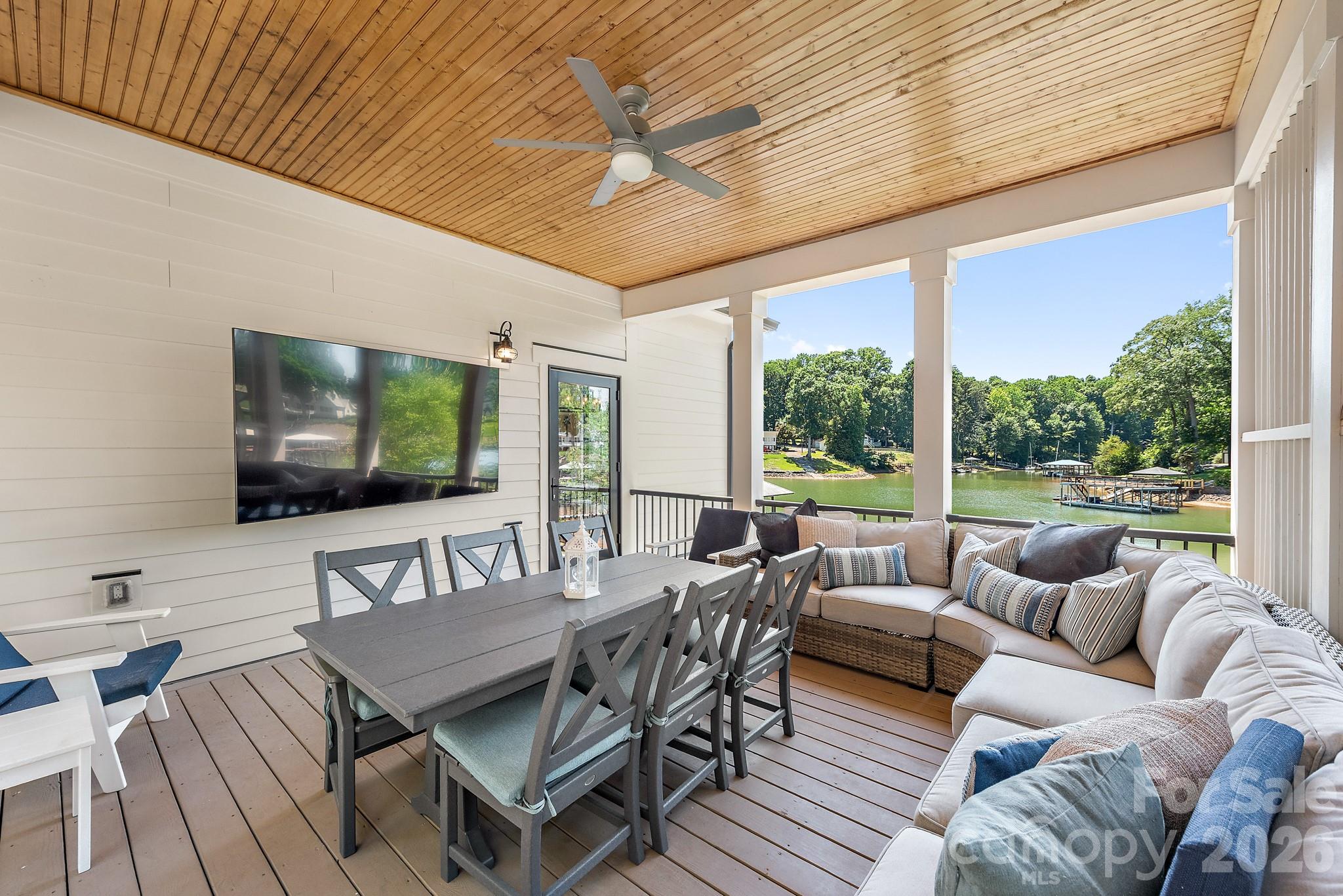 445 Sundown Road Property Photo 32