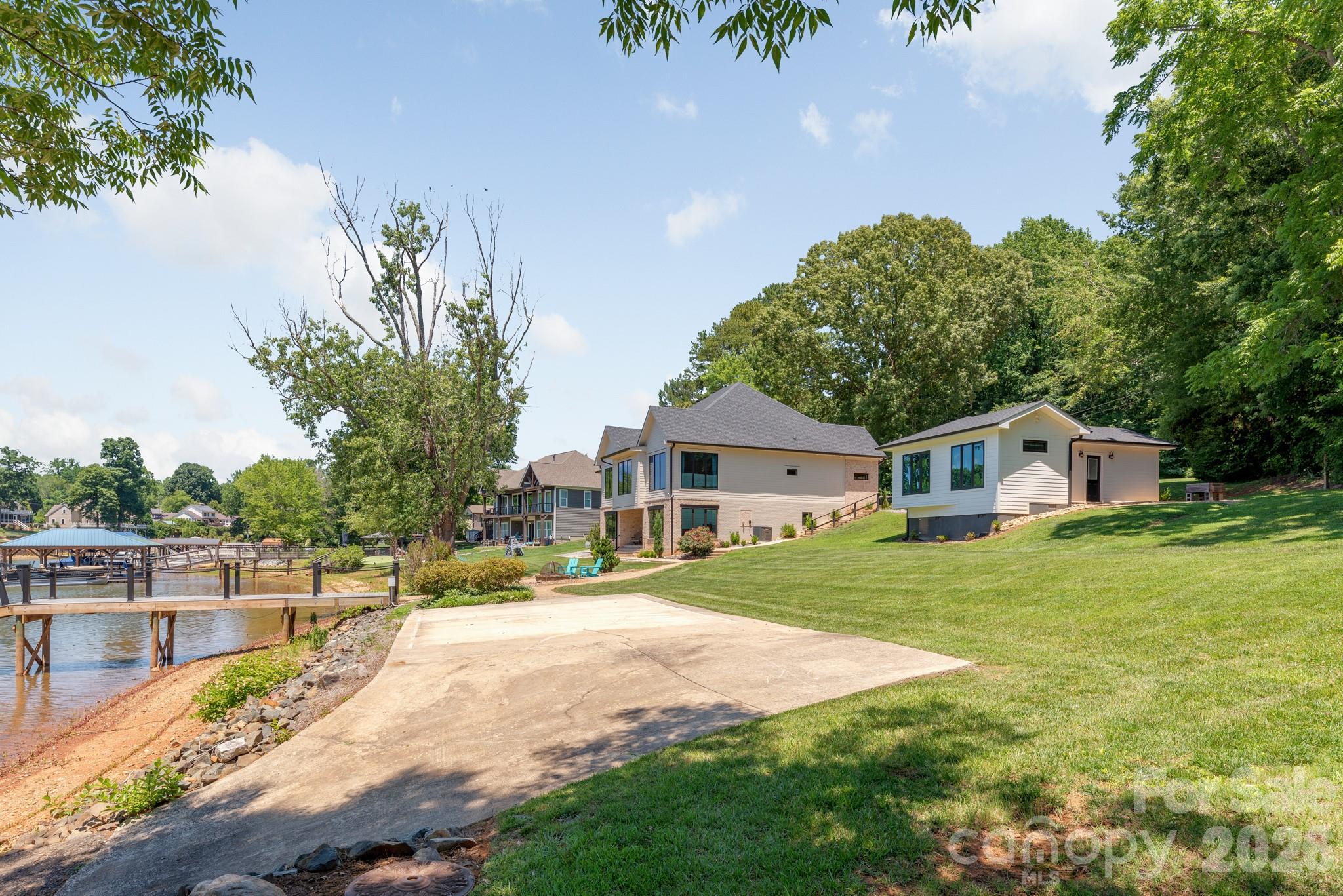 445 Sundown Road Property Photo 42