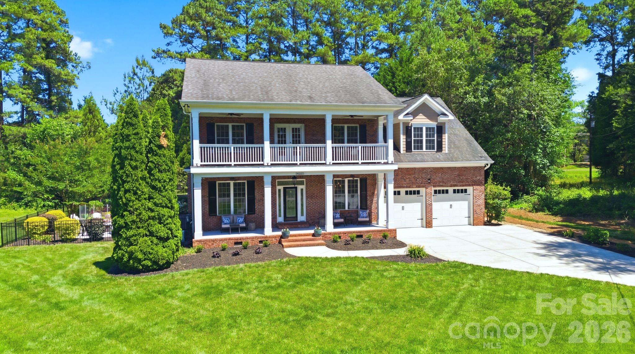 16000 Sunset Drive Property Photo 1