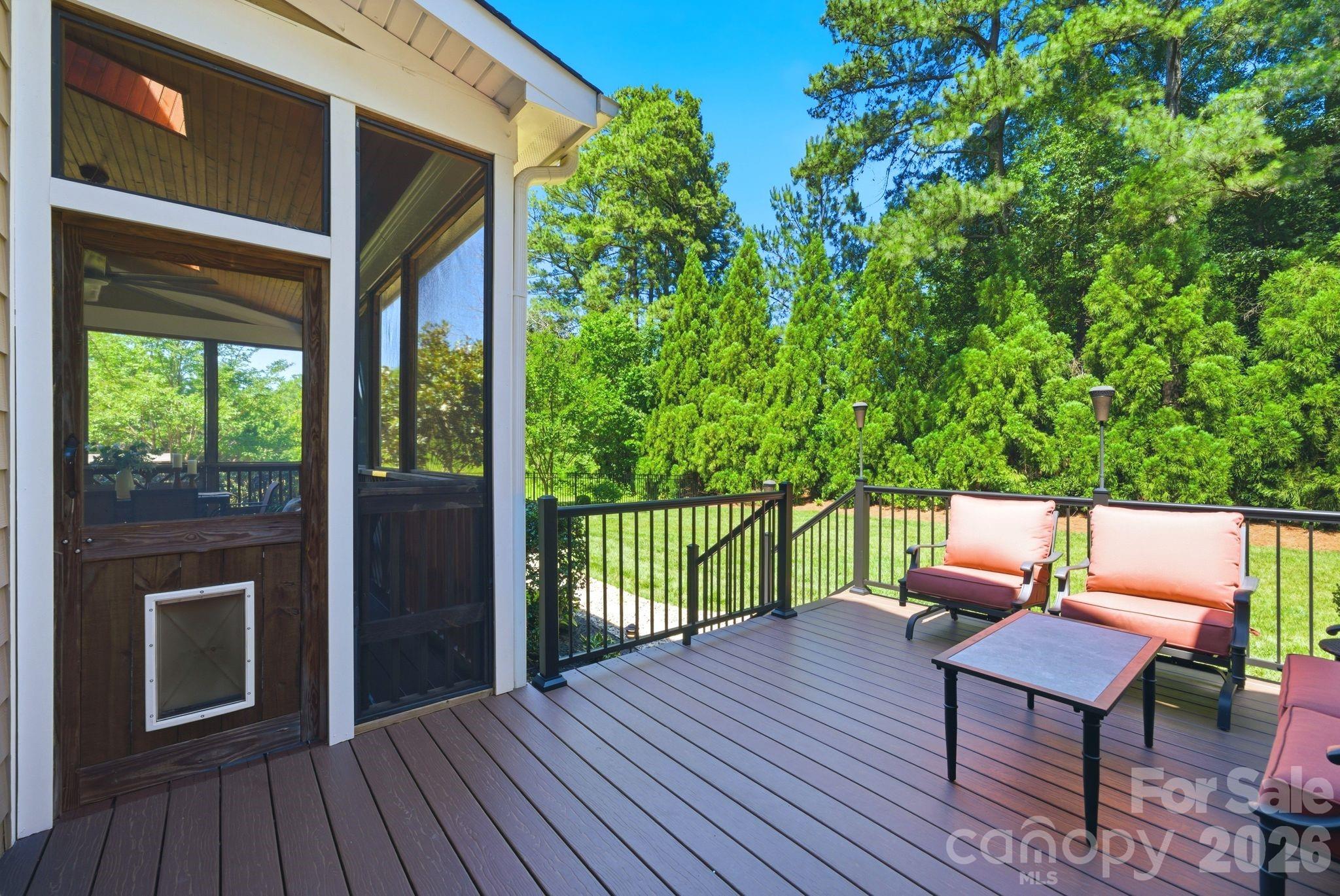 16000 Sunset Drive Property Photo 25