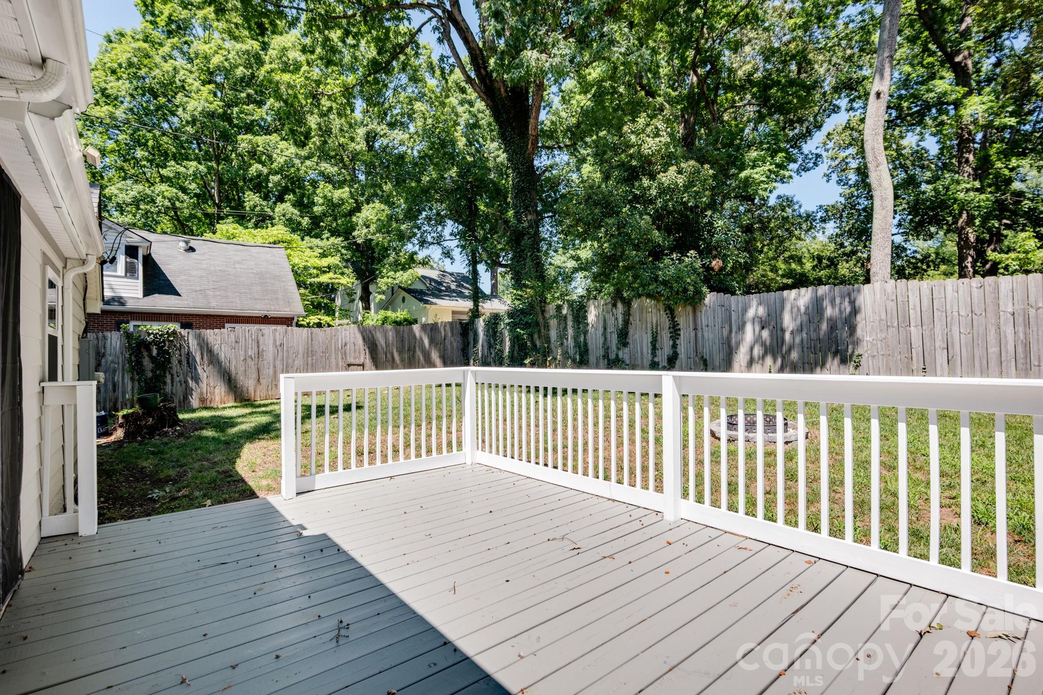 410 N Cannon Boulevard Property Photo 9