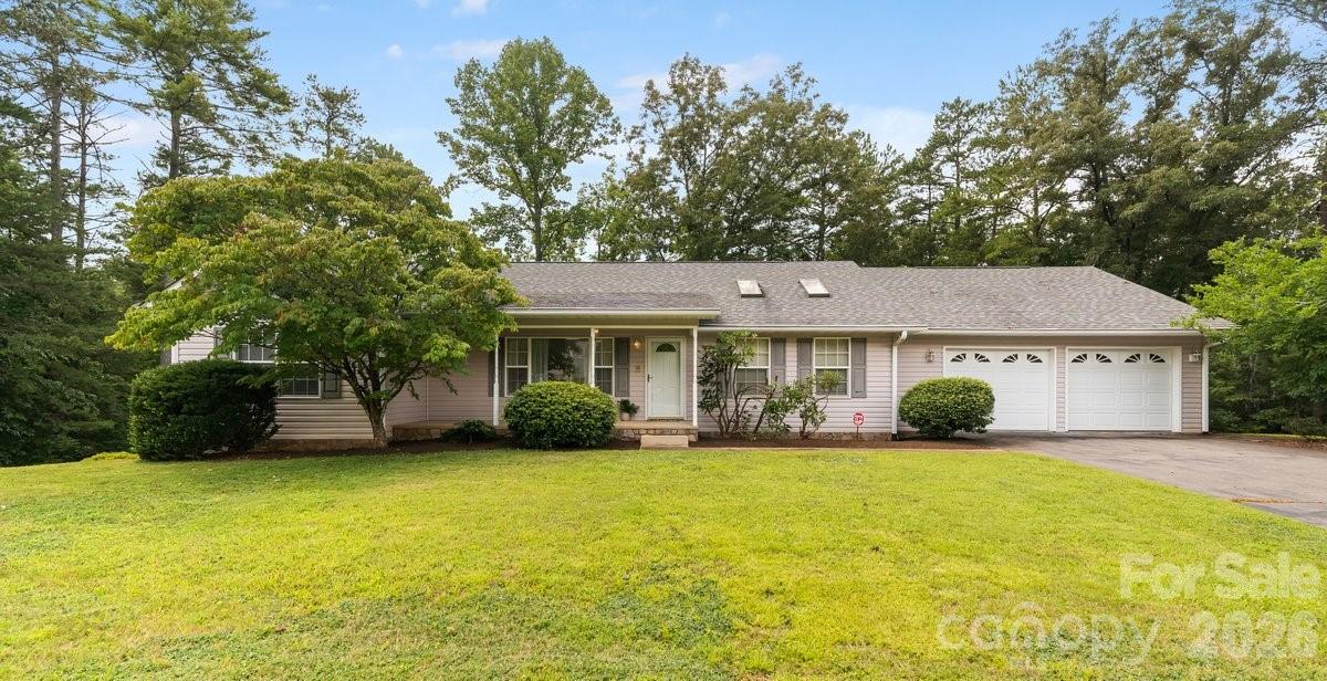 27 Red Maple Drive Property Photo 1