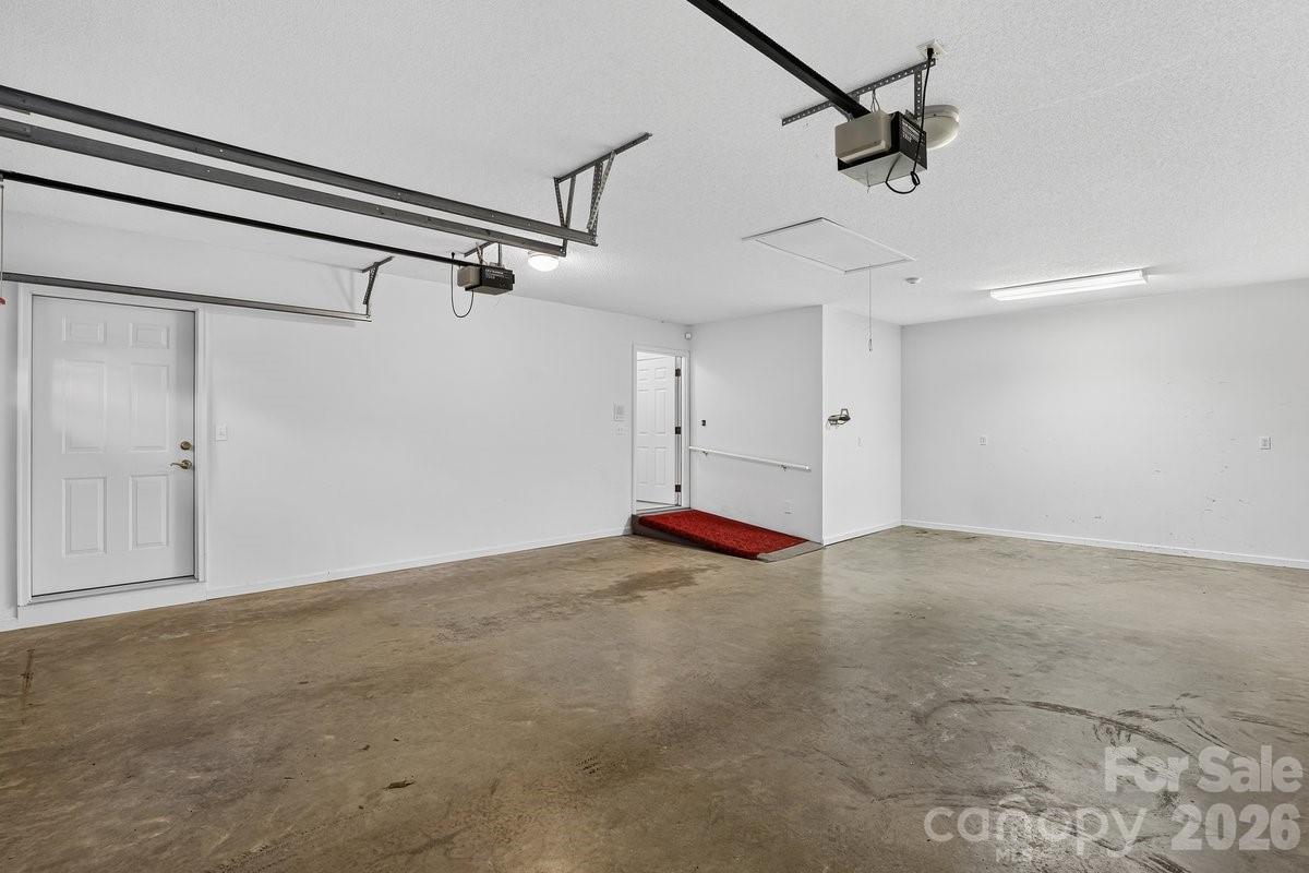 27 Red Maple Drive Property Photo 36