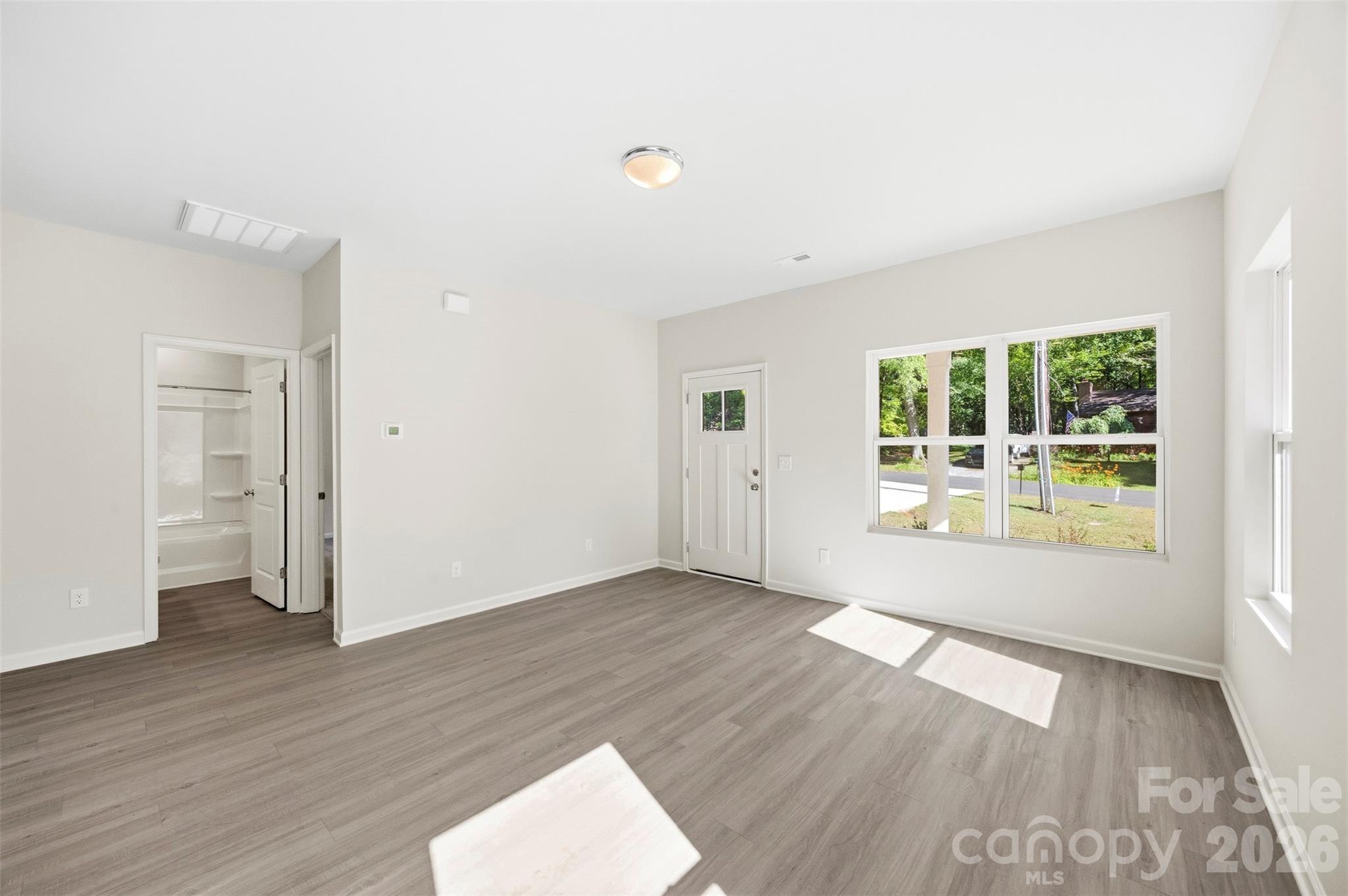402 Brice Street Property Photo 6