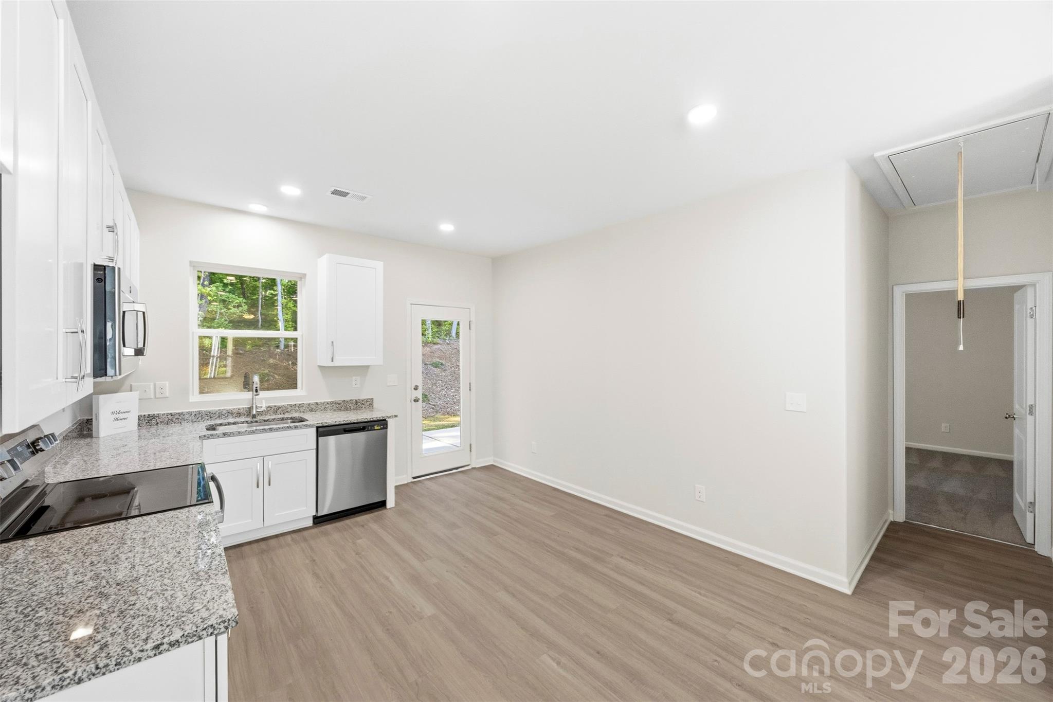 402 Brice Street Property Photo 12