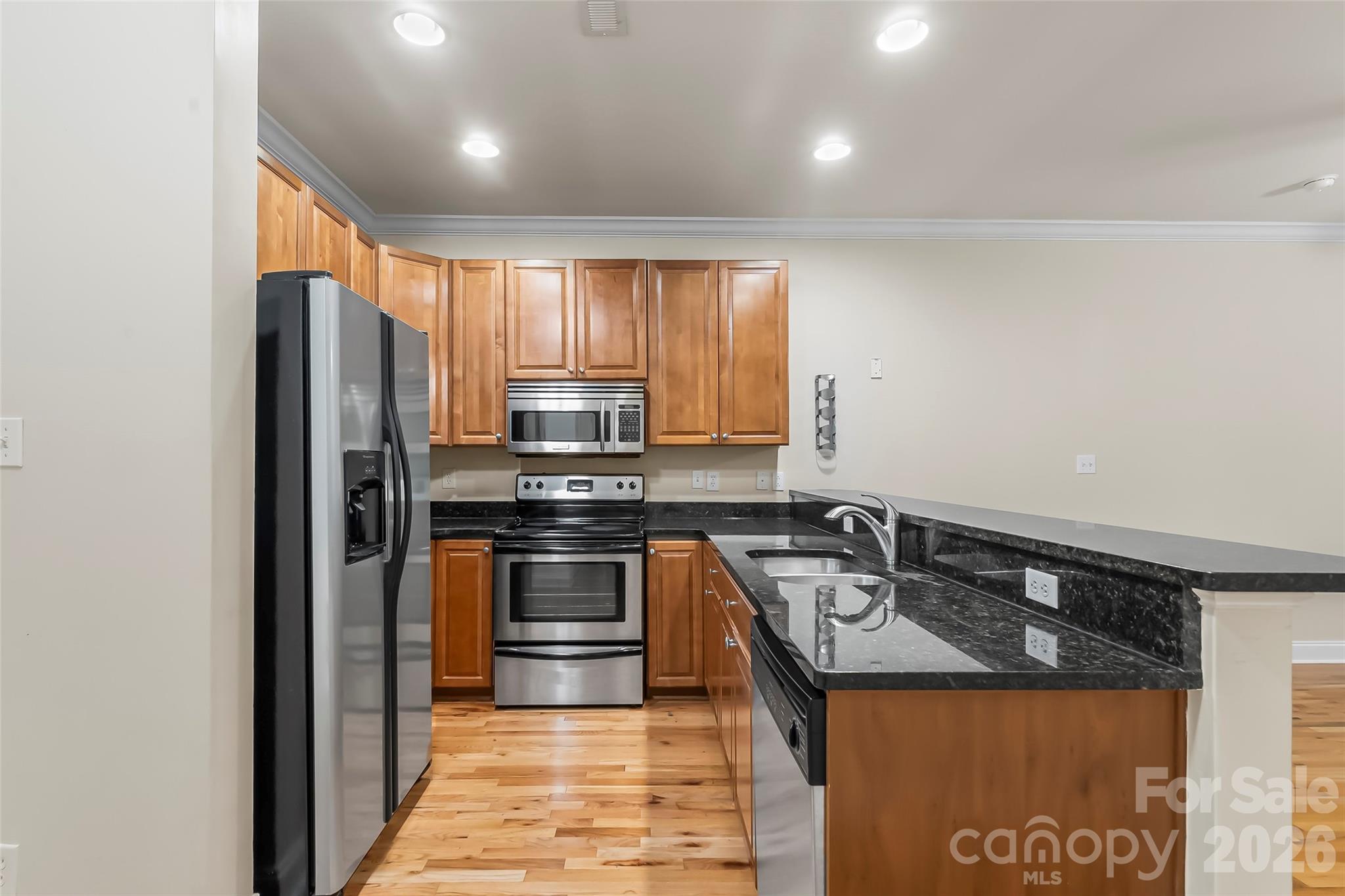 175 S Lexington Avenue 202 Property Photo 9