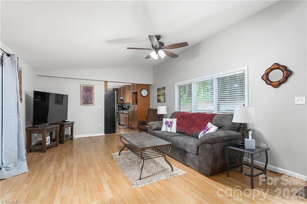 1250 Lake Drive 9 Property Photo 8