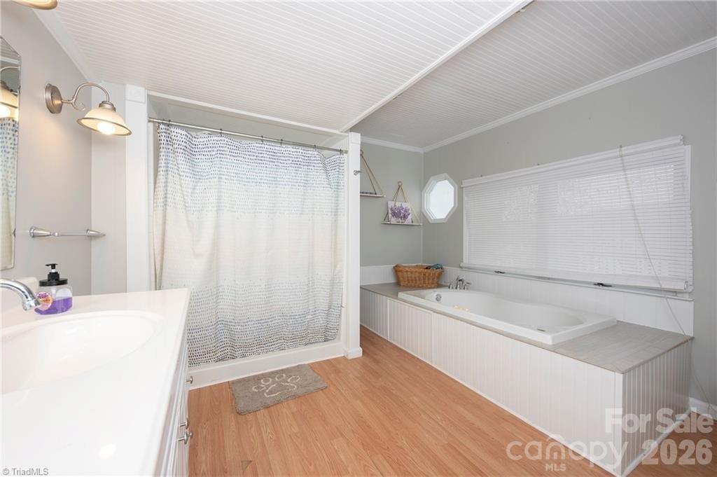 1250 Lake Drive 9 Property Photo 20