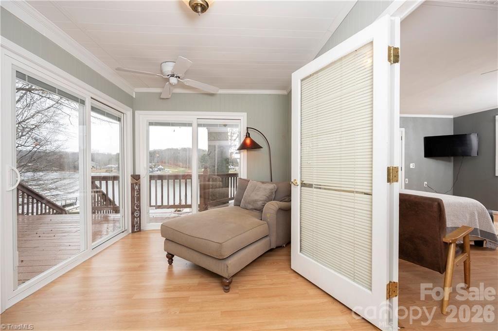 1250 Lake Drive 9 Property Photo 21