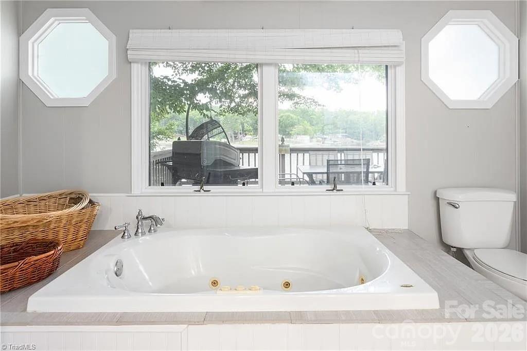 1250 Lake Drive 9 Property Photo 30