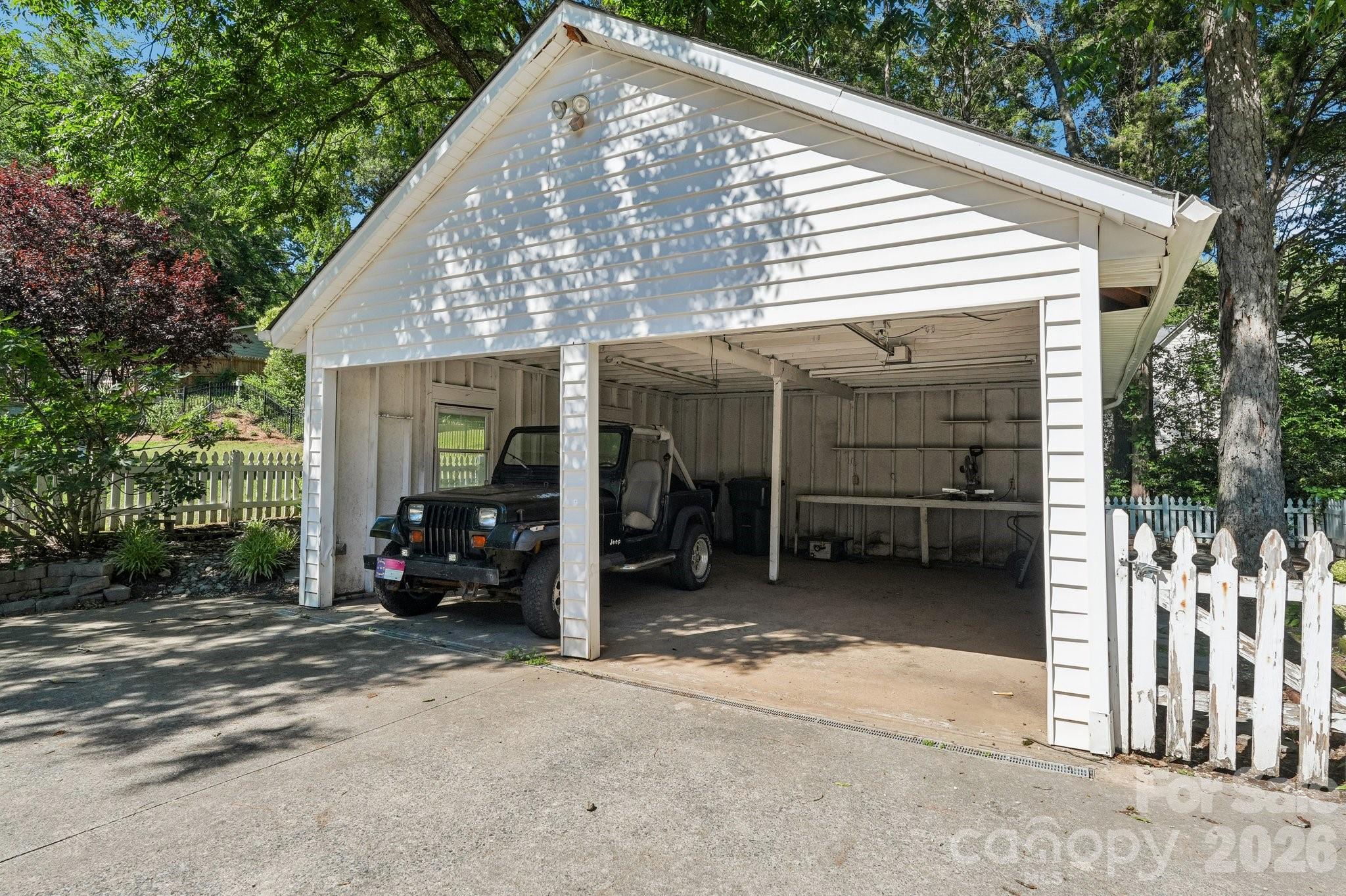 355 Union Street Property Photo 40