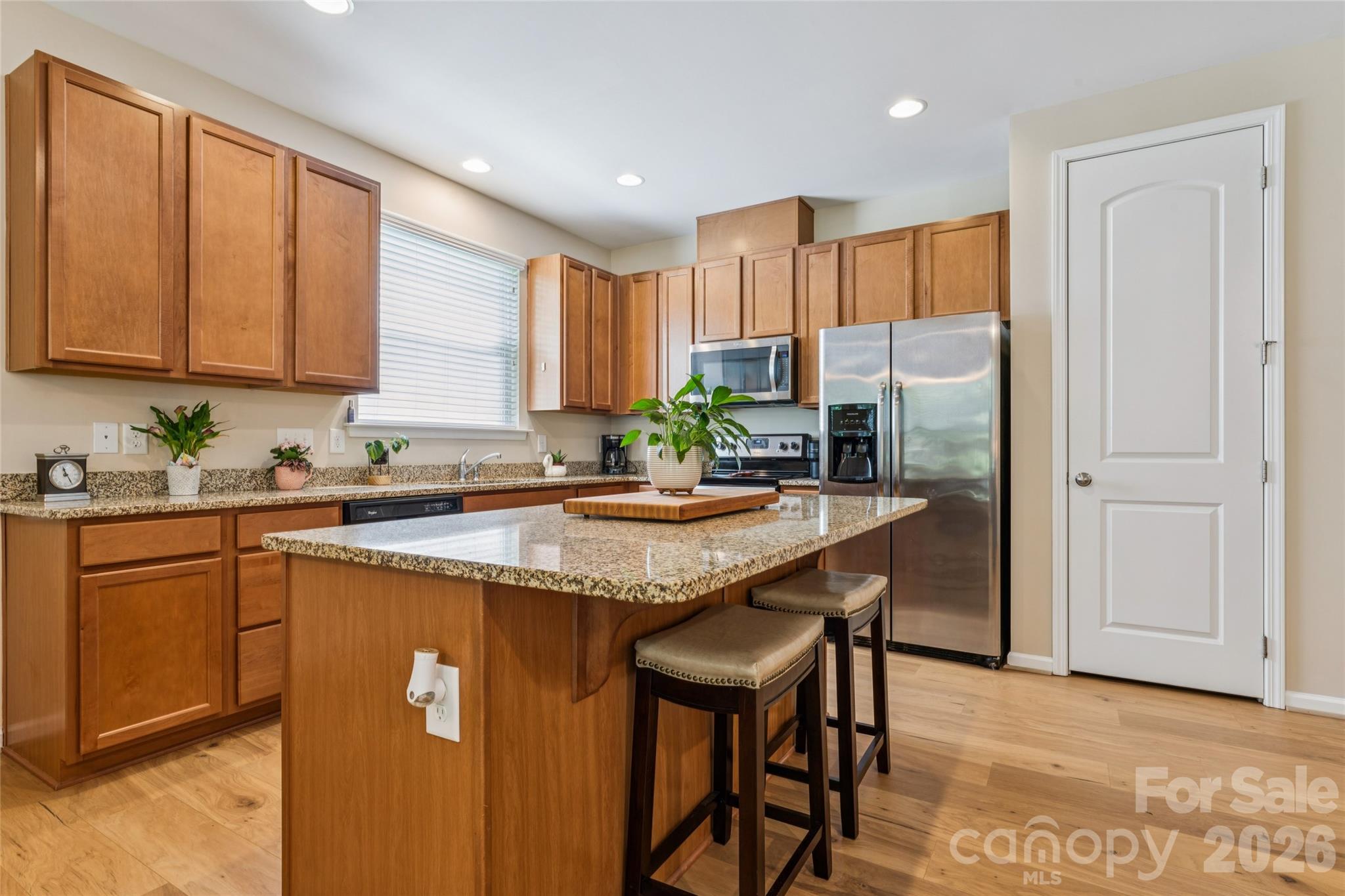 3198 Helmsley Court Property Photo 12