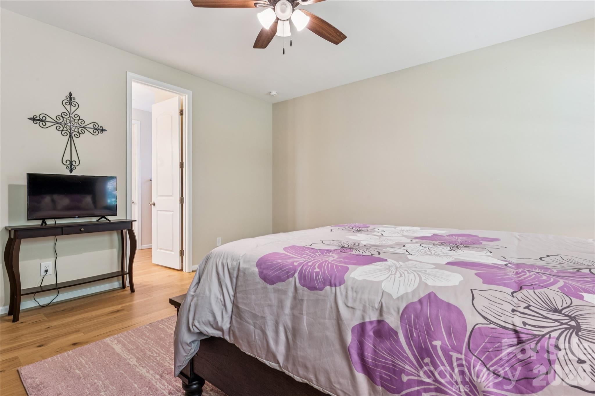 3198 Helmsley Court Property Photo 24