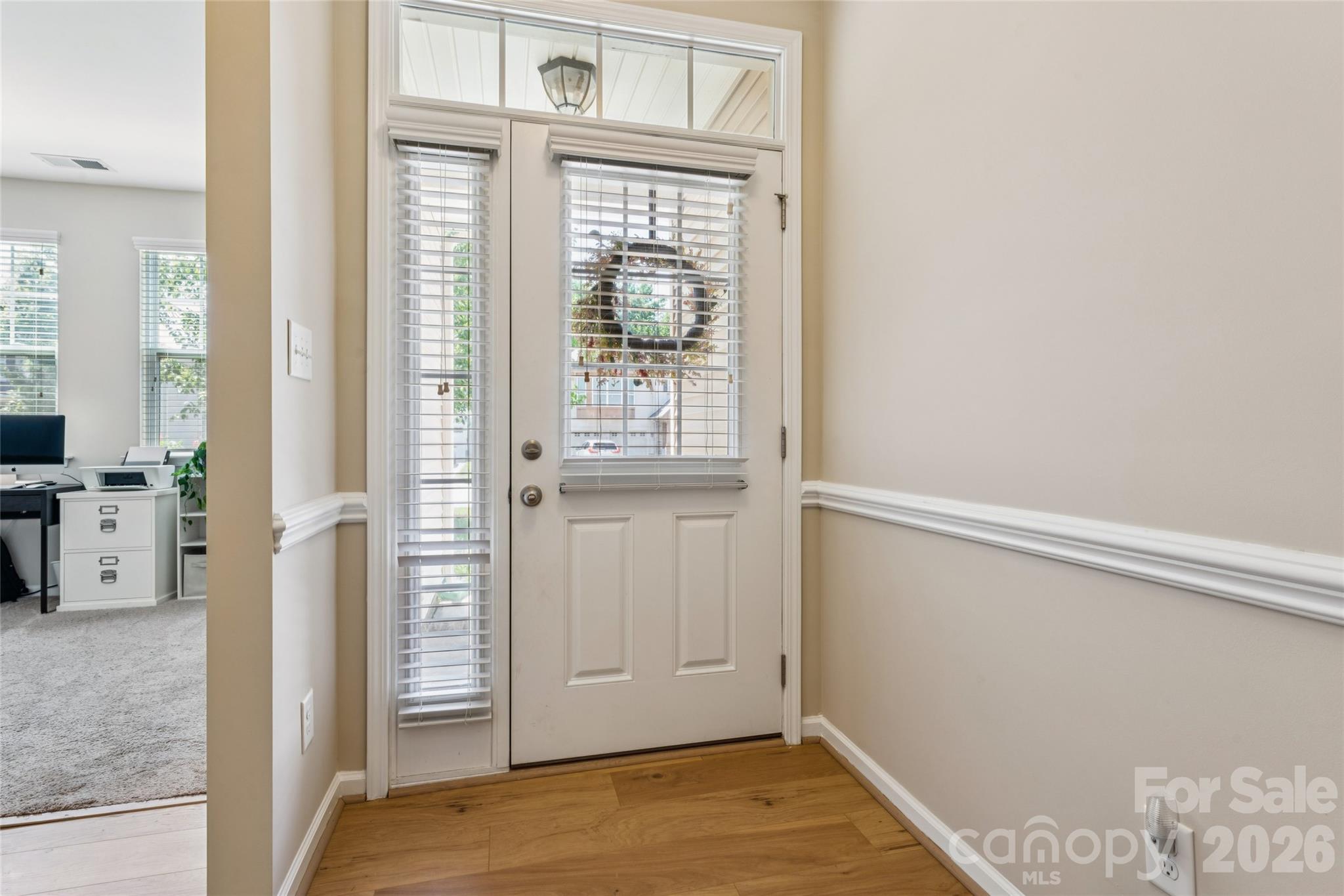 3198 Helmsley Court Property Photo 28