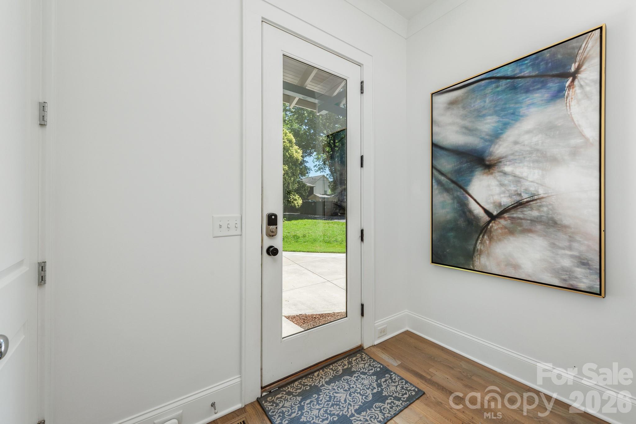 1301 Catawba Avenue Property Photo 7