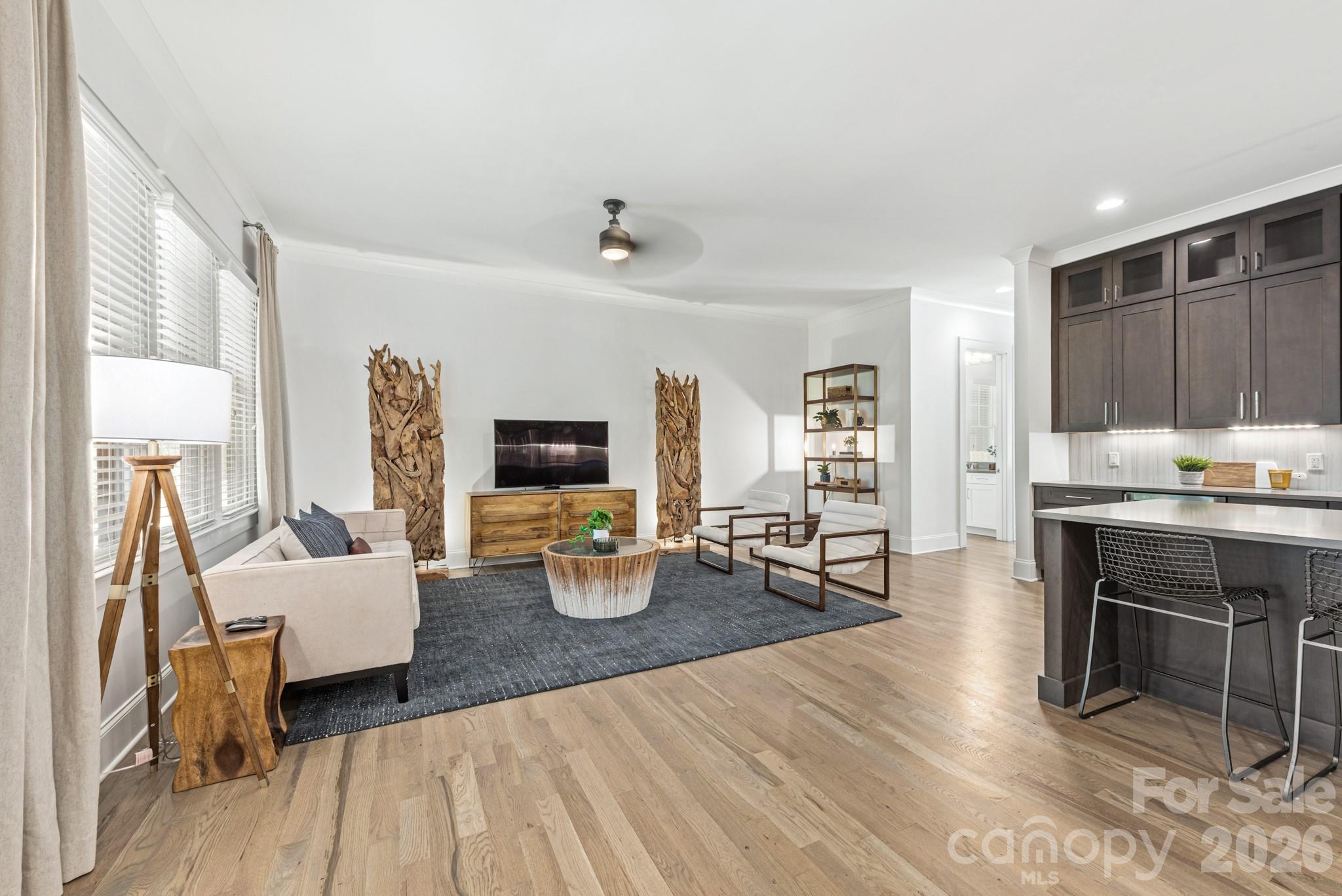 1301 Catawba Avenue Property Photo 14