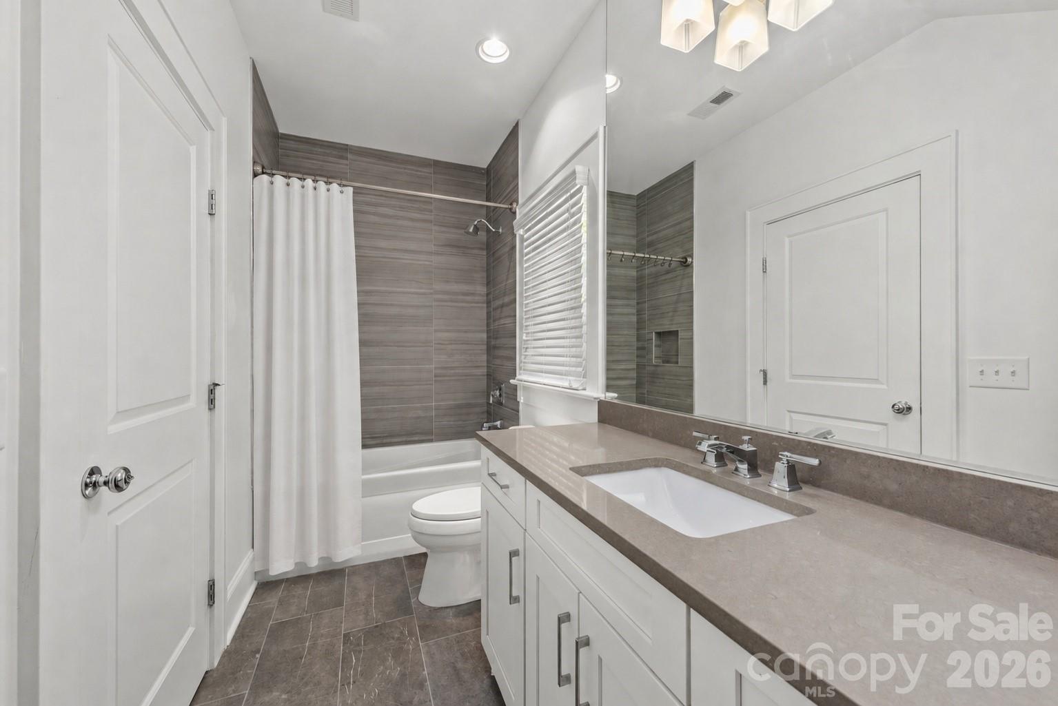1301 Catawba Avenue Property Photo 27
