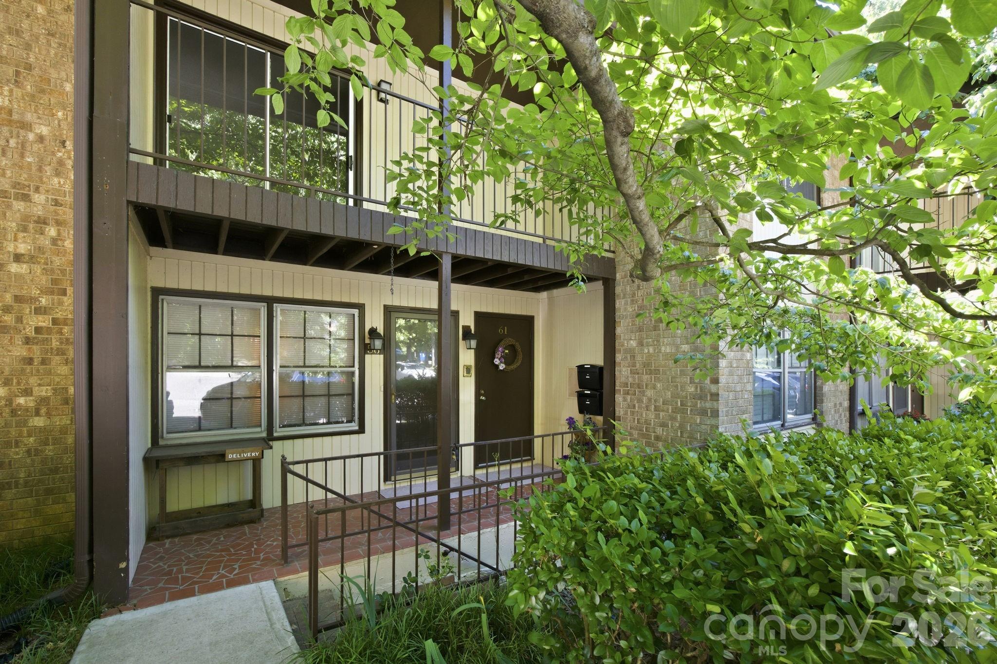849 Nottingham Drive 61 Property Photo 1