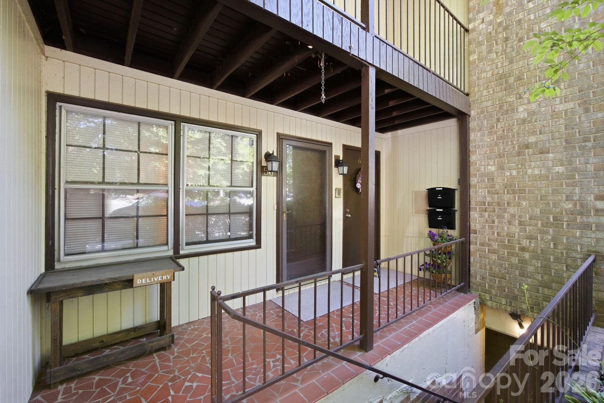 849 Nottingham Drive 61 Property Photo 2