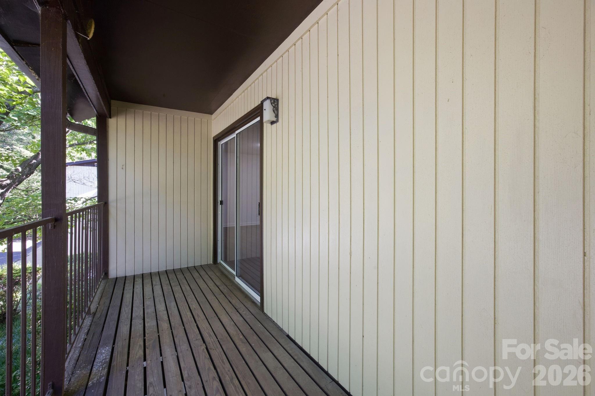 849 Nottingham Drive 61 Property Photo 33