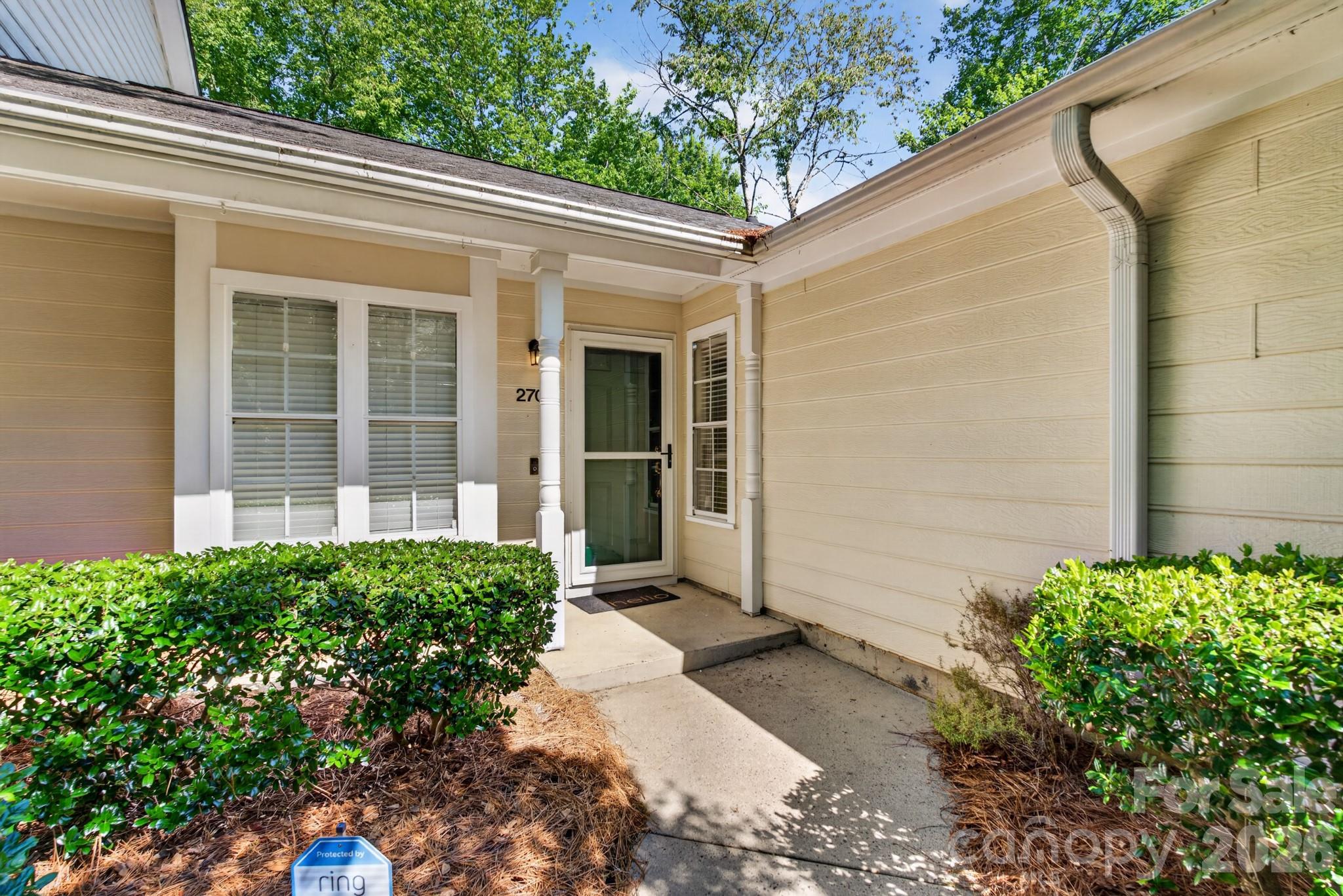2705 Tiergarten Lane Property Photo 8