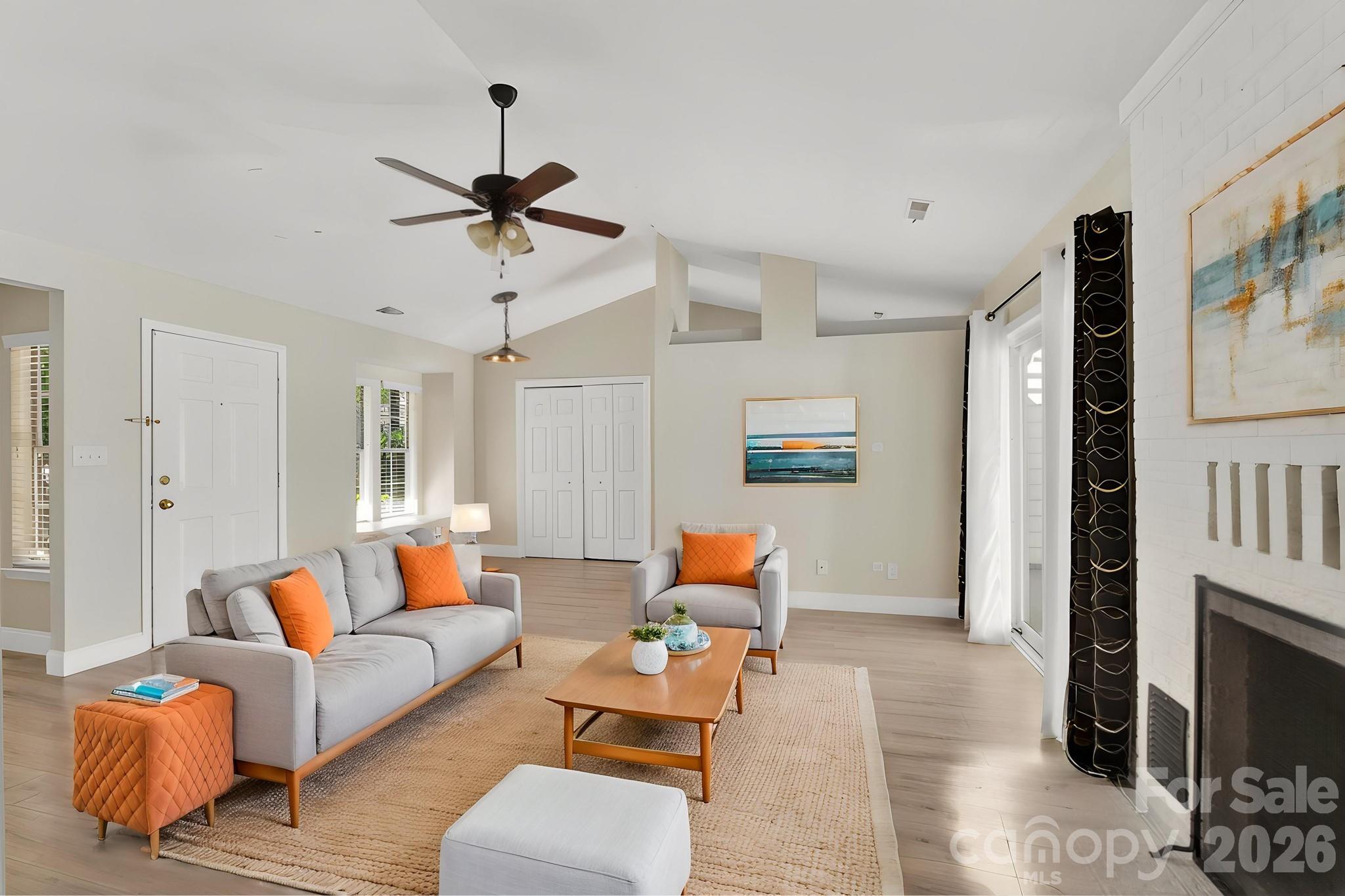 2705 Tiergarten Lane Property Photo 11